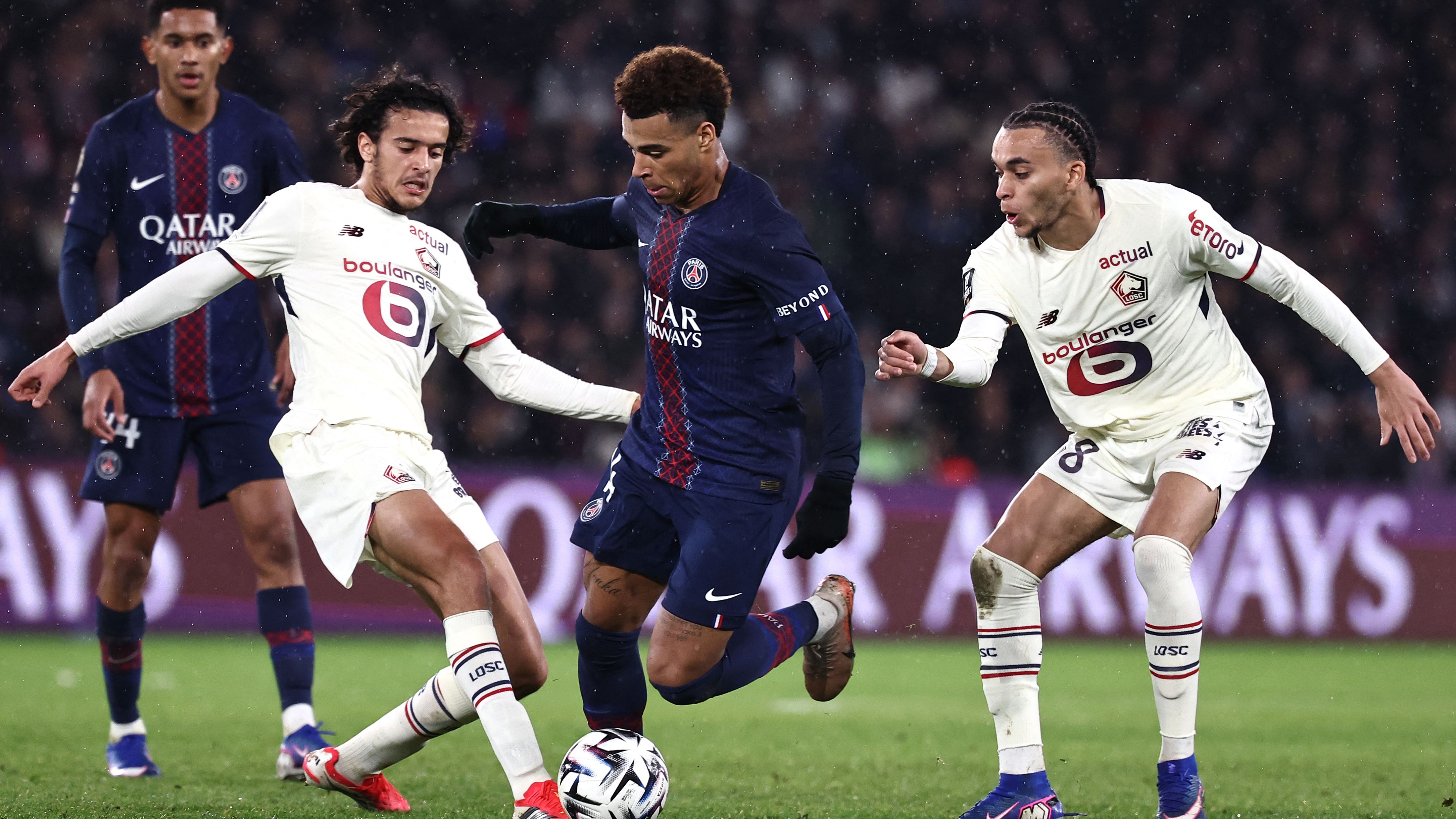 FBL-FRA-LIGUE1-PSG-LILLE