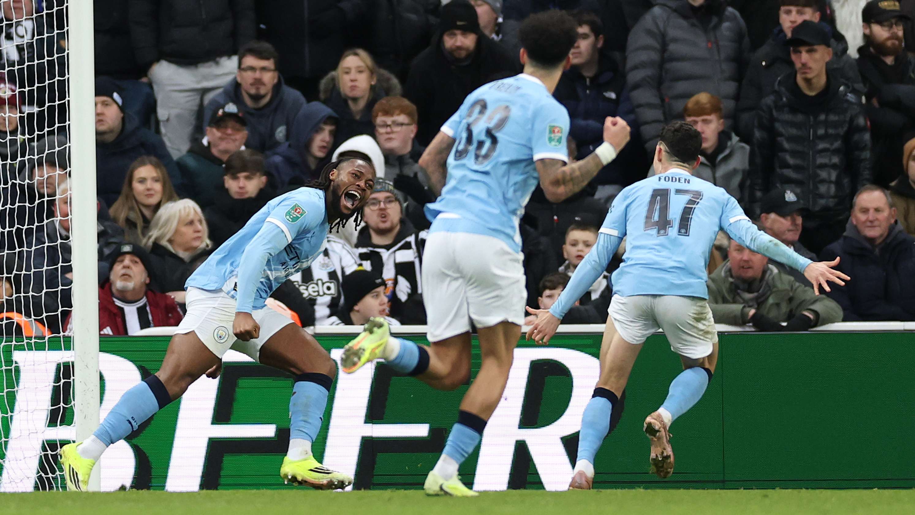 Newcastle United v Manchester City - Carabao Cup Semi Final First Leg