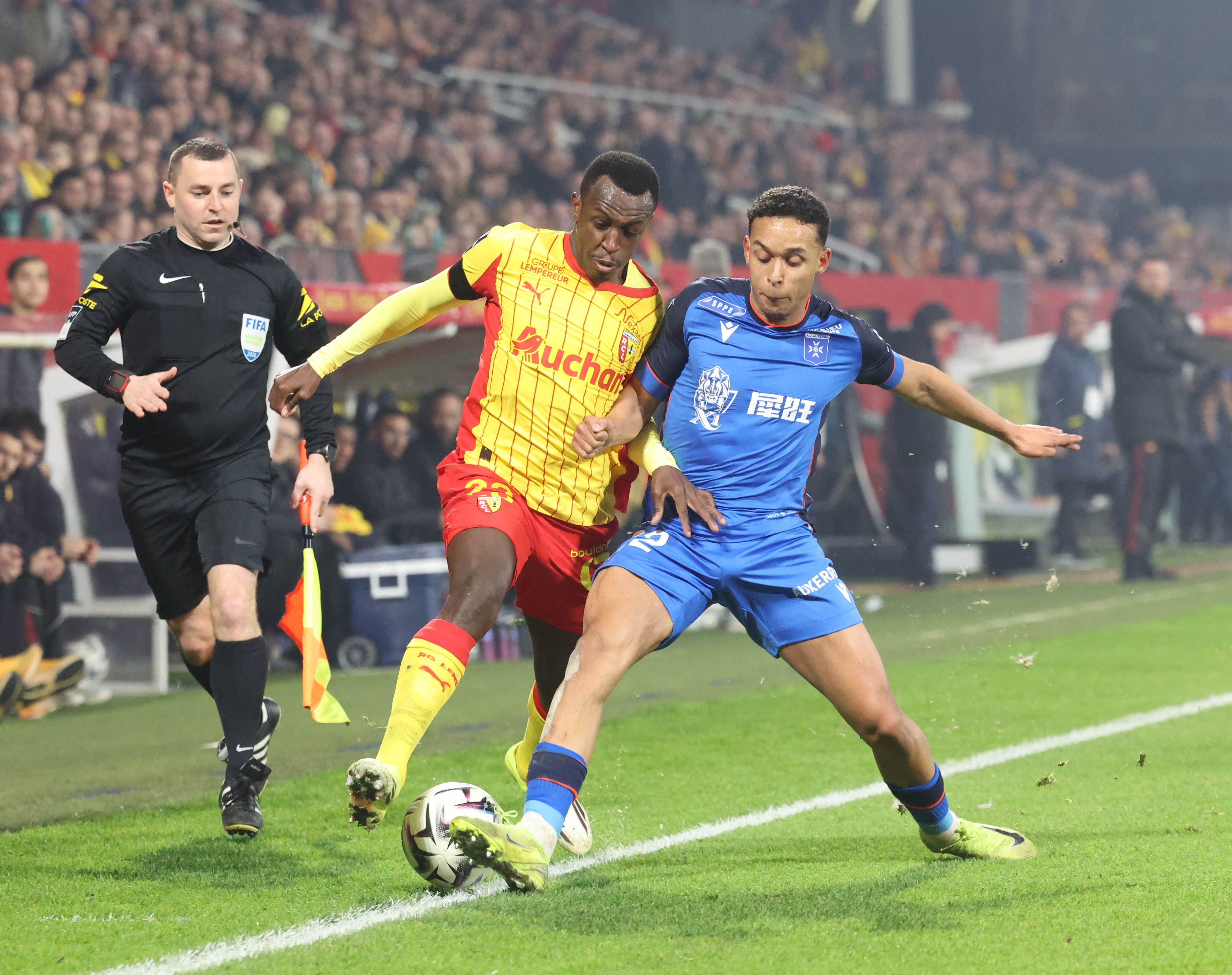 FBL-FRA-LIGUE1-LENS-AUXERRE