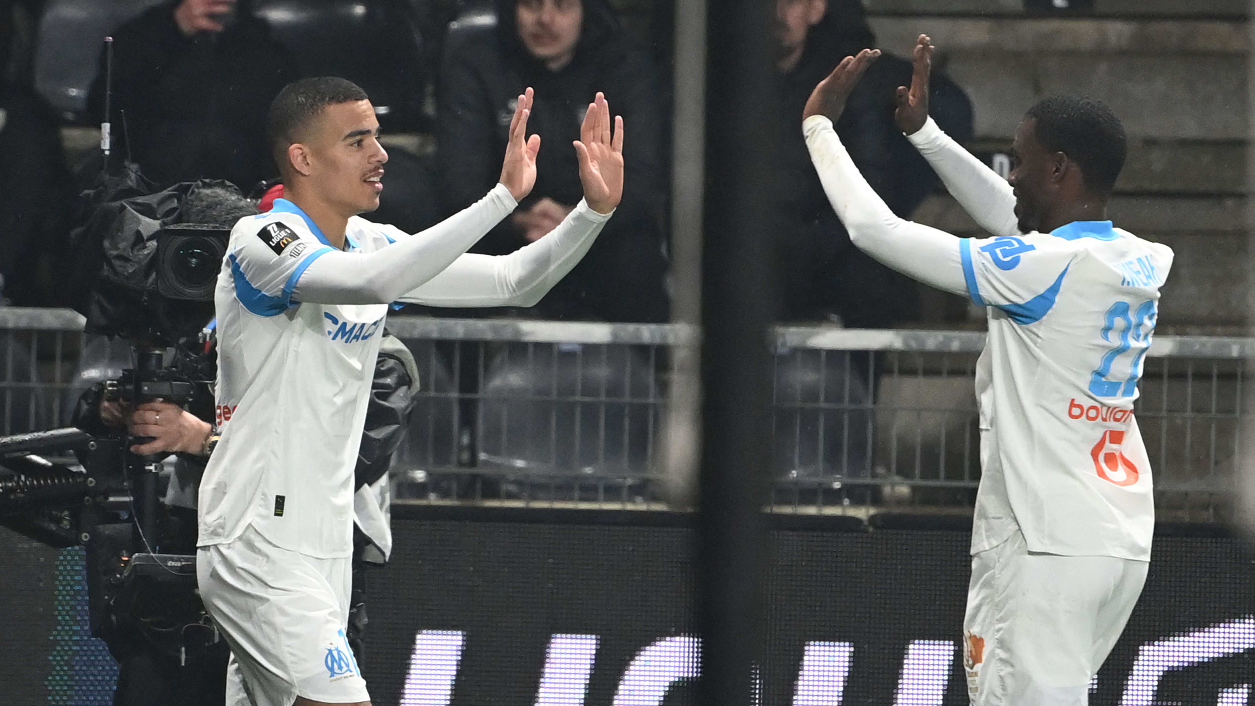 FBL-FRA-LIGUE1-ANGERS-MARSEILLE