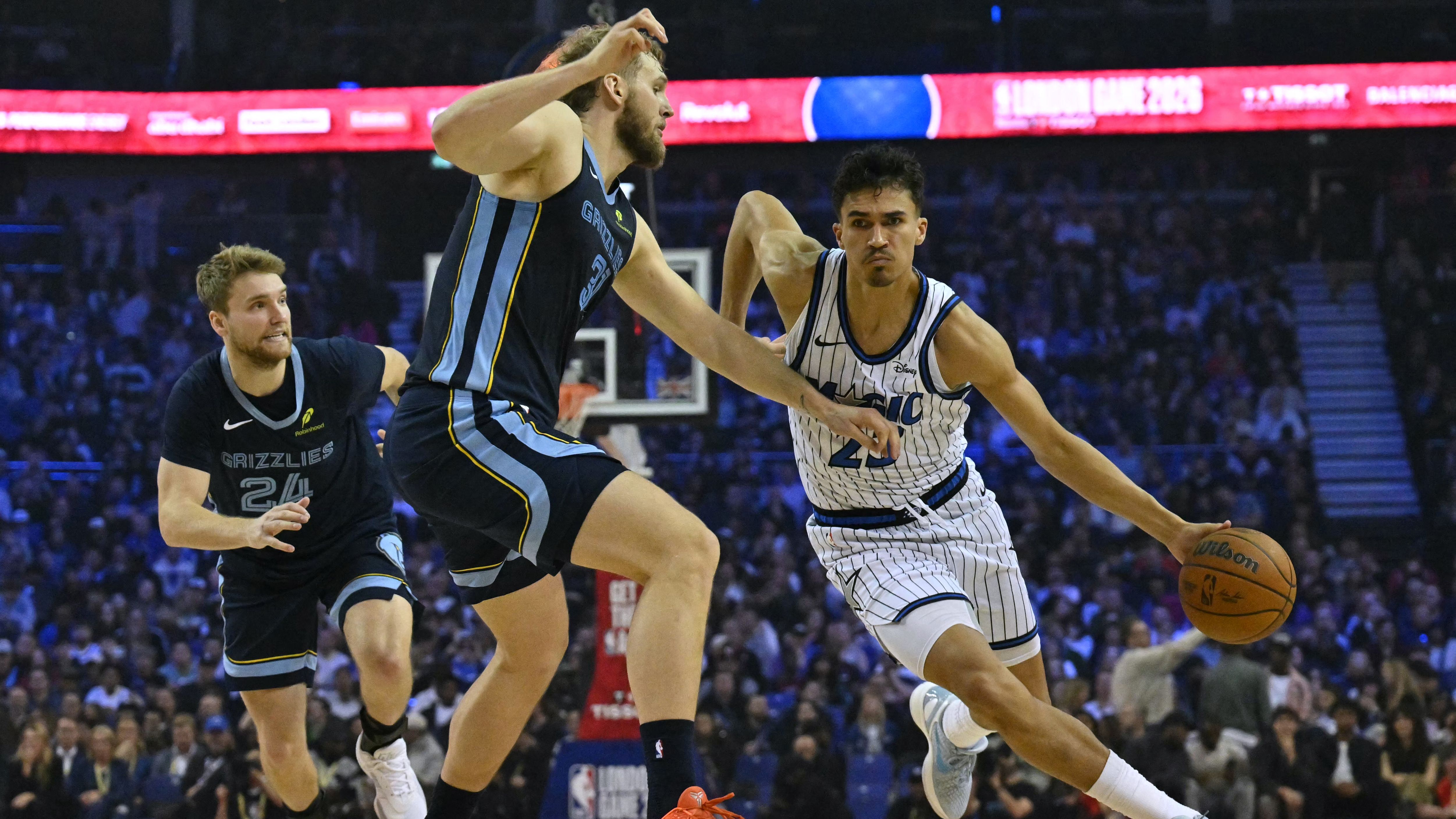 TOPSHOT-BASKET-NBA-GBR-ORLANDO-MEMPHIS