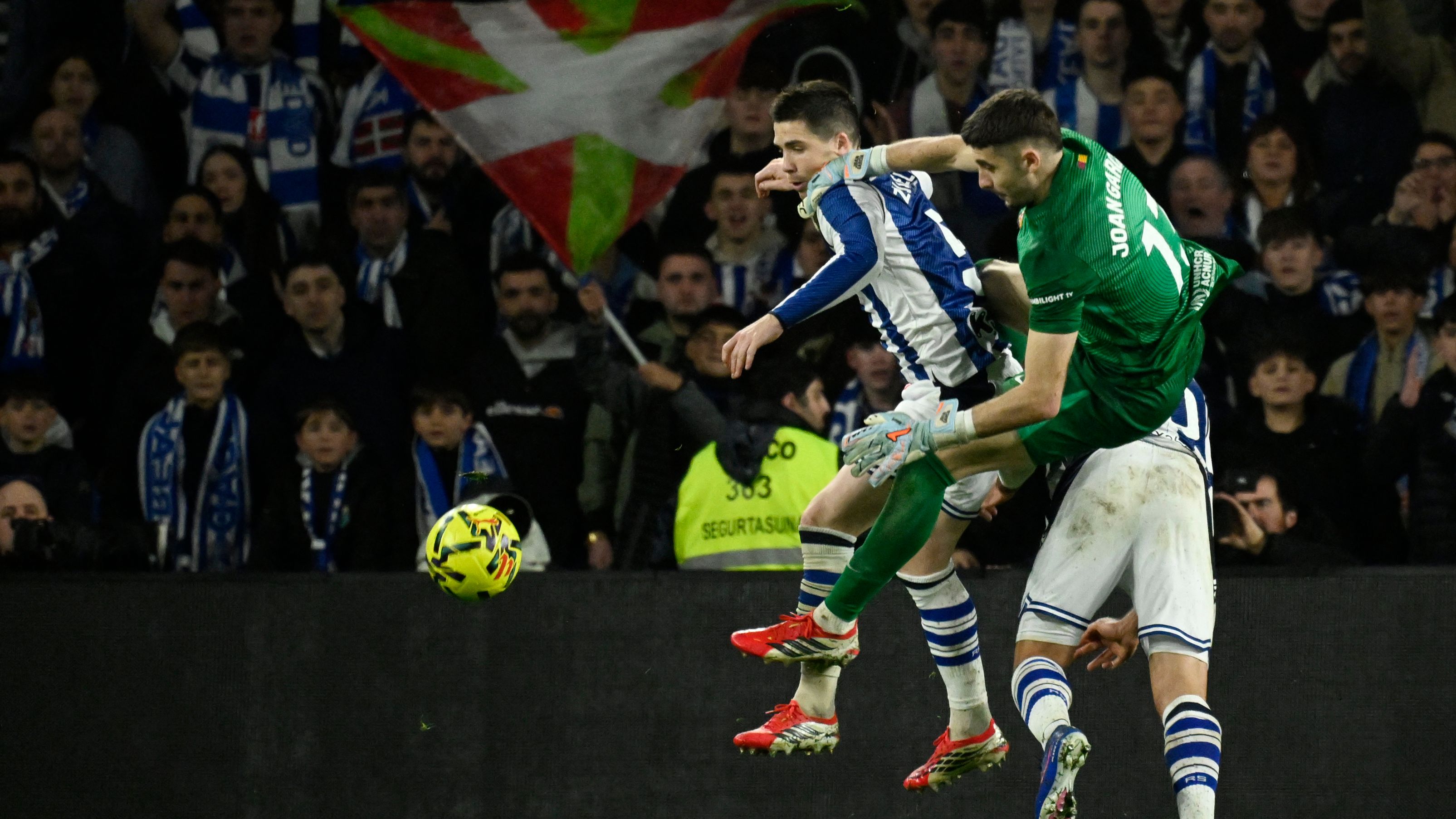 FBL-ESP-LIGA-REAL SOCIEDAD-BARCELONA