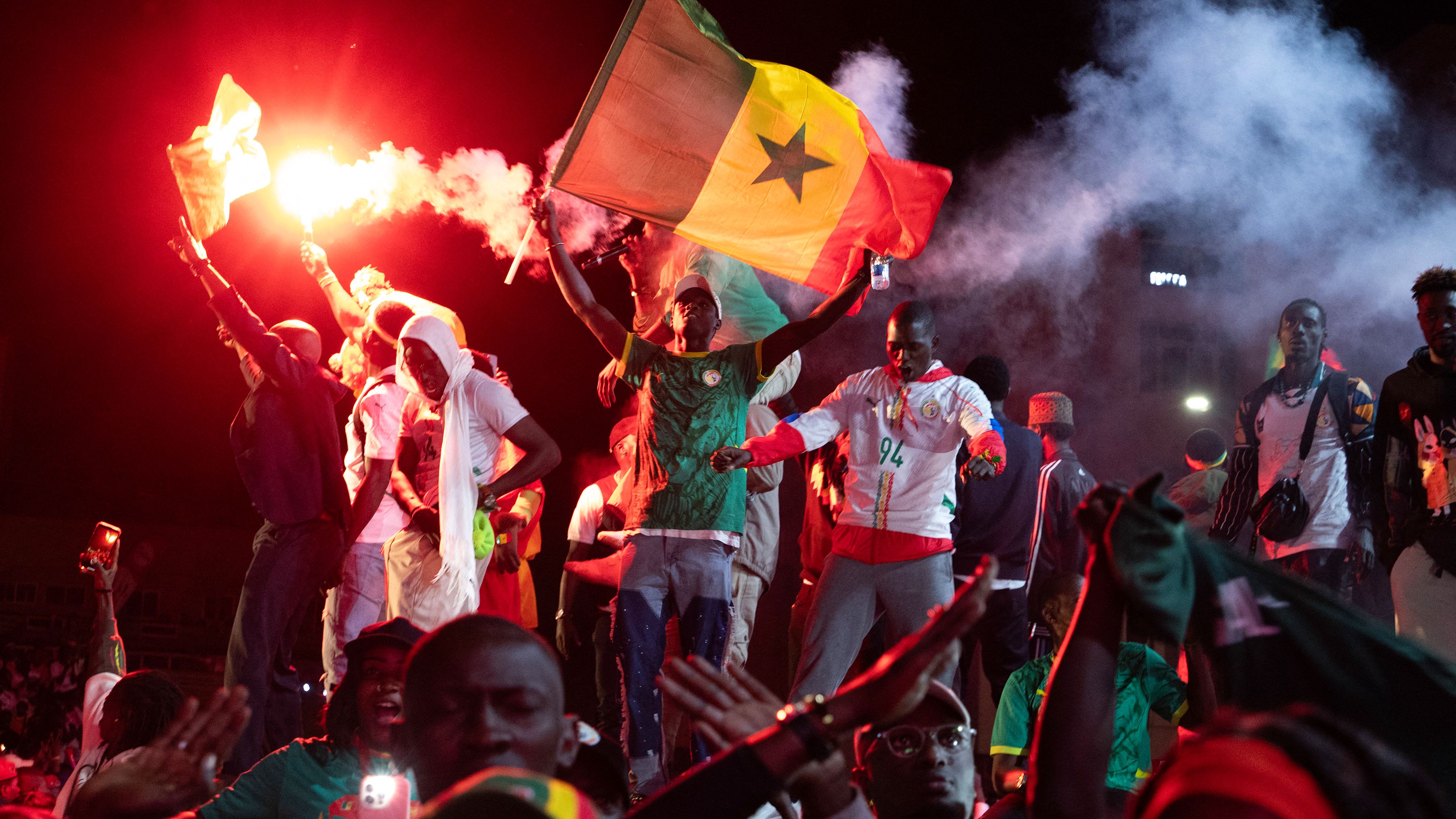 TOPSHOT-FBL-AFR-2025-MATCH 52-SEN-MAR-SUPPORTERS