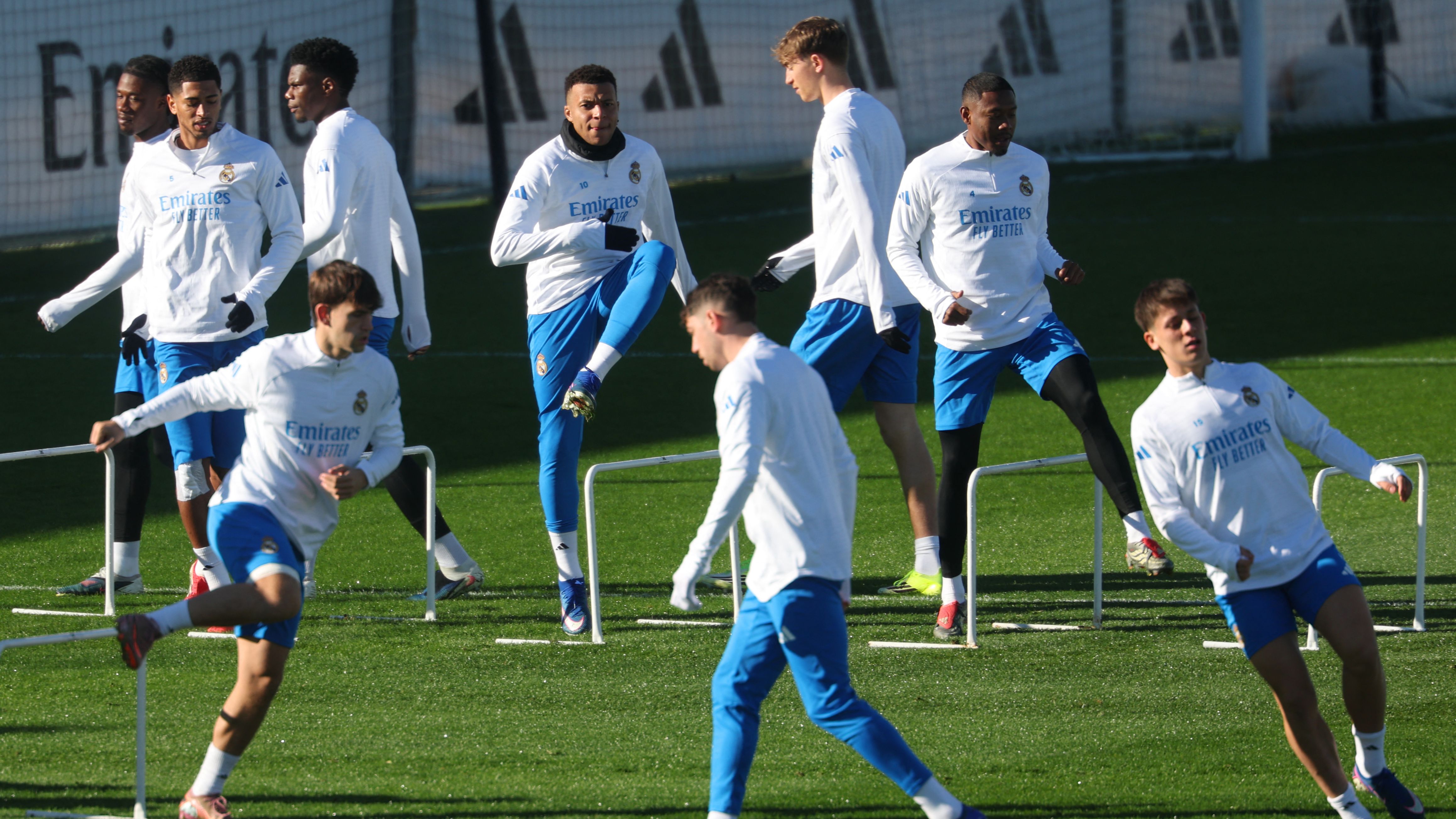 FBL-EUR-C1-REAL MADRID-TRAINING