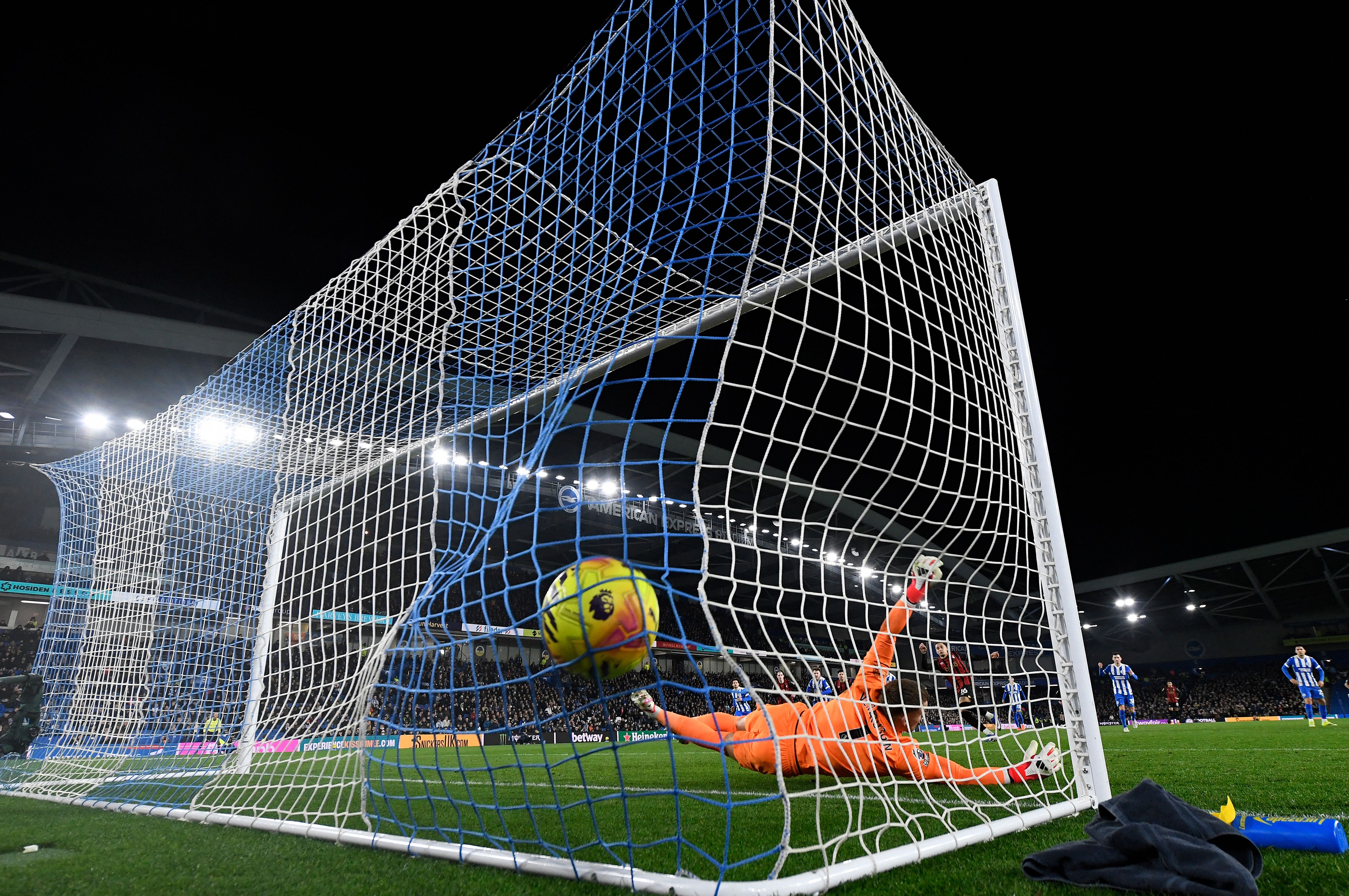 FBL-ENG-PR-BRIGHTON-BOURNEMOUTH