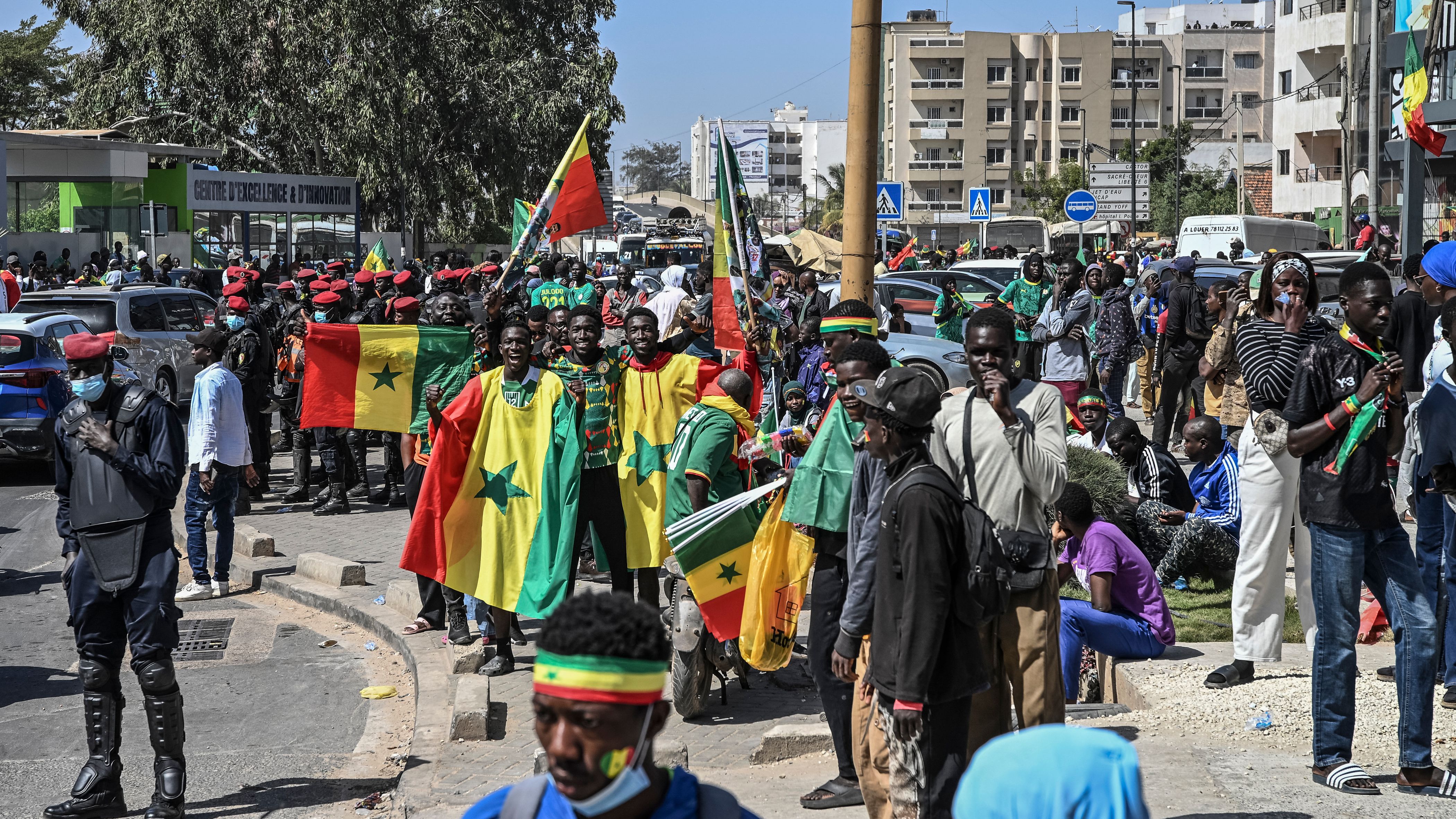 FBL-AFR-2025-SEN-MAR-TROPHY-PARADE