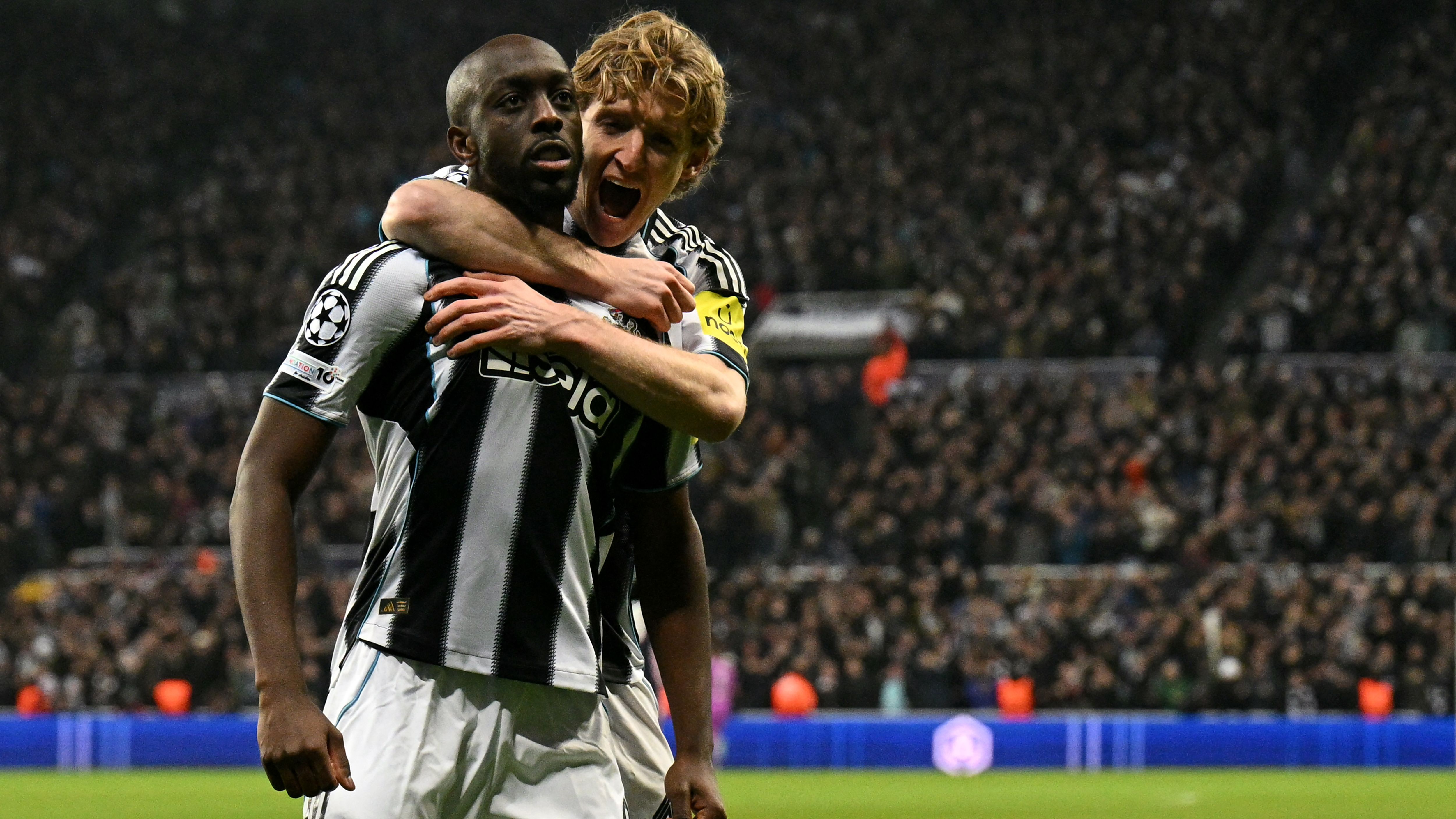 FBL-EUR-C1-NEWCASTLE-EINDHOVEN