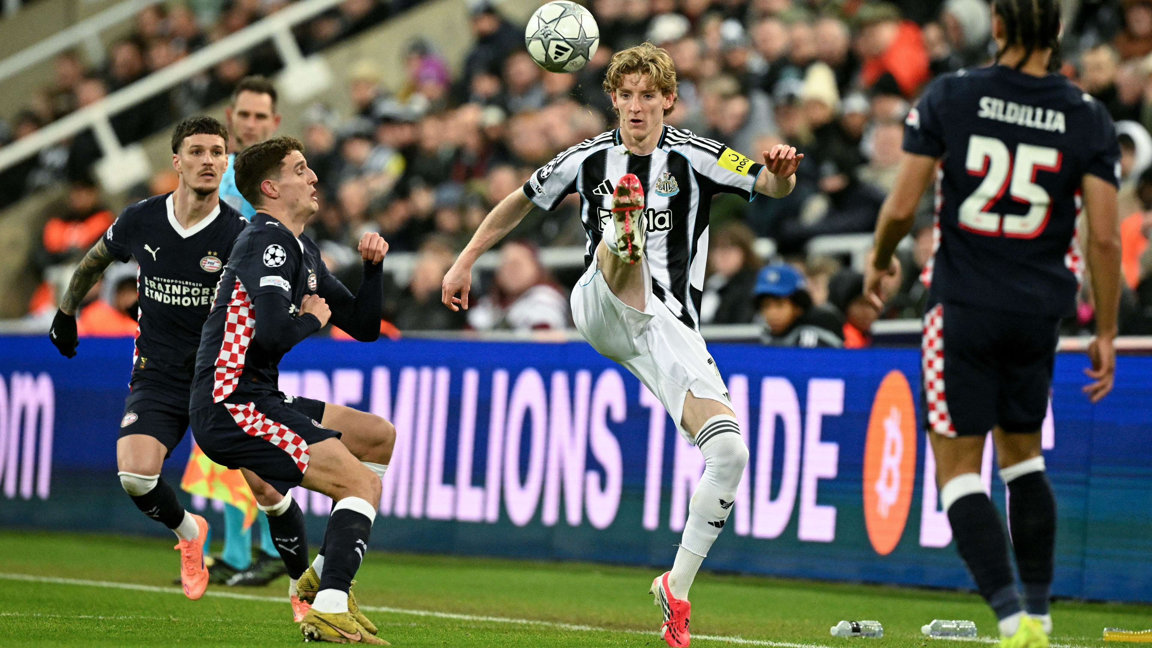 FBL-EUR-C1-NEWCASTLE-EINDHOVEN