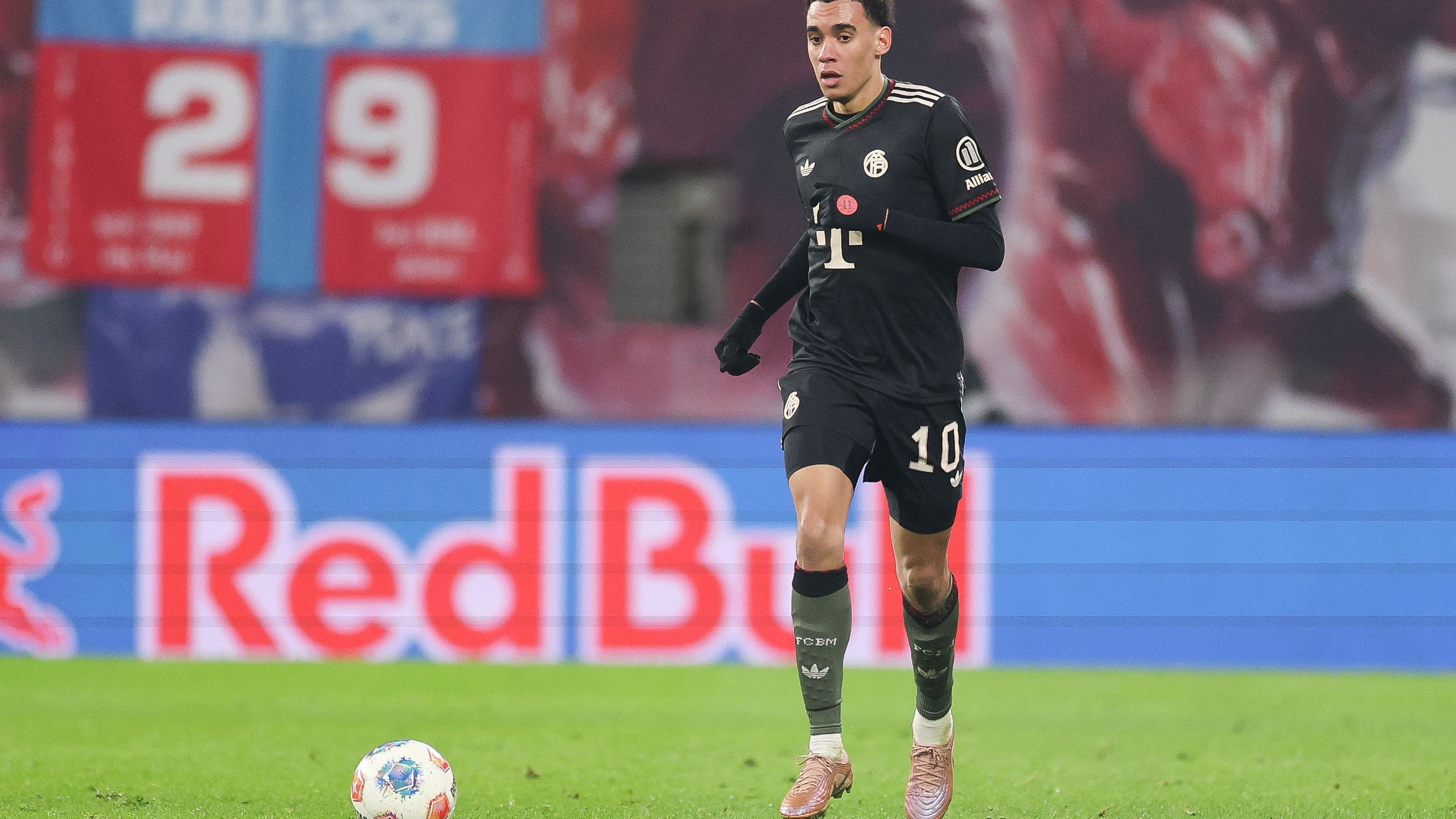 RB Leipzig v FC Bayern München - Bundesliga