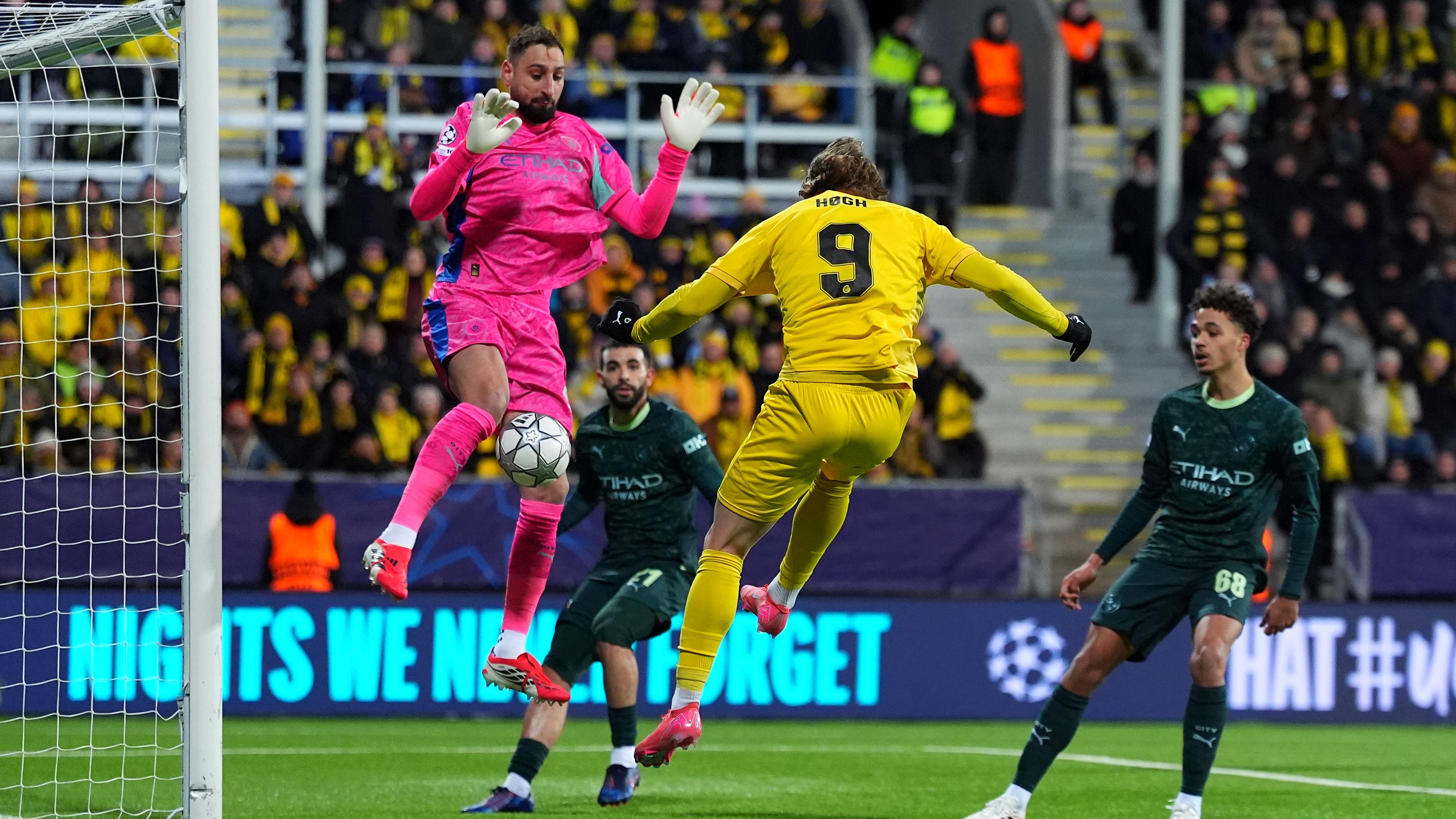 FK Bodo/Glimt v Manchester City - UEFA Champions League 2025/26 League Phase MD7