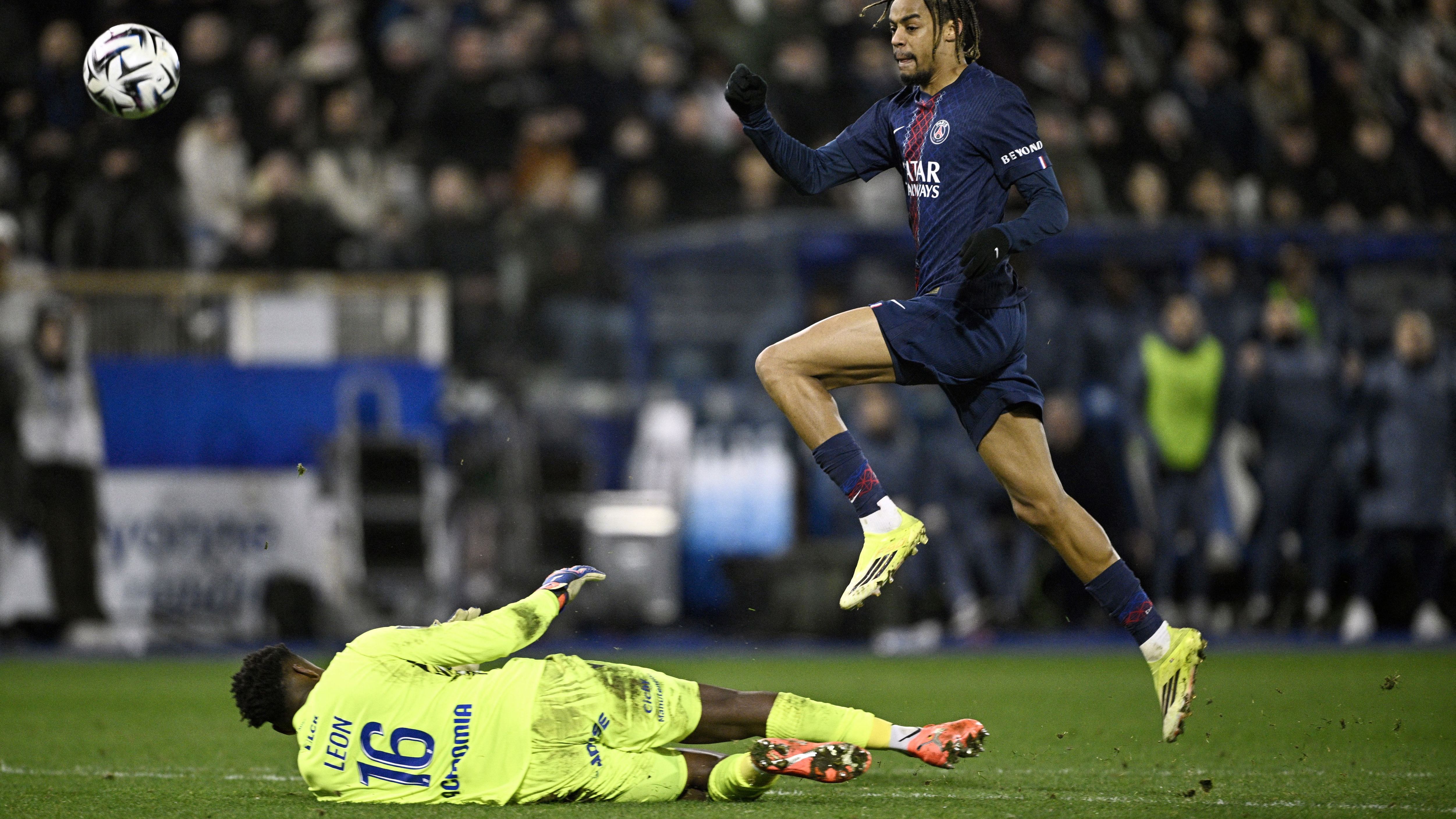 FBL-FRA-LIGUE1-AUXERRE-PSG