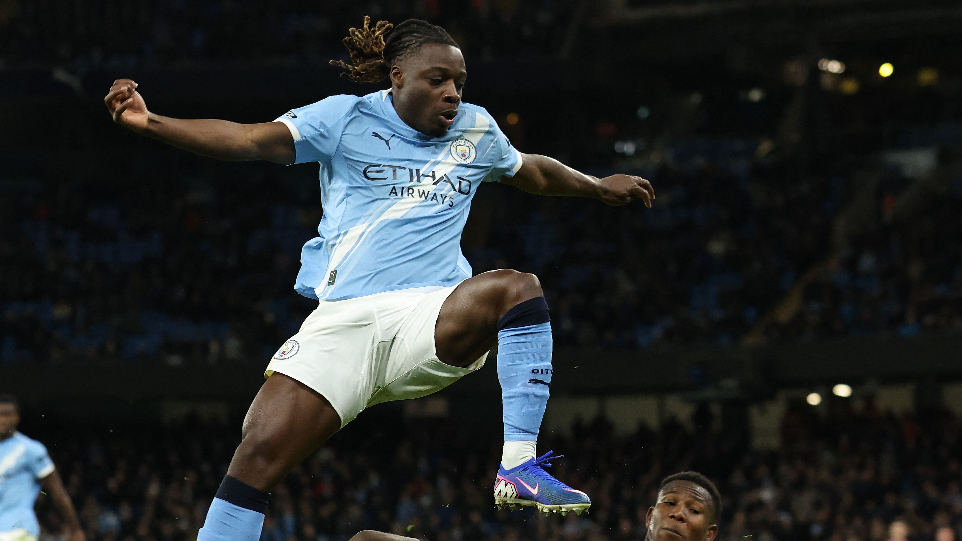 TOPSHOT-FBL-ENG-PR-MAN CITY-WOLVES