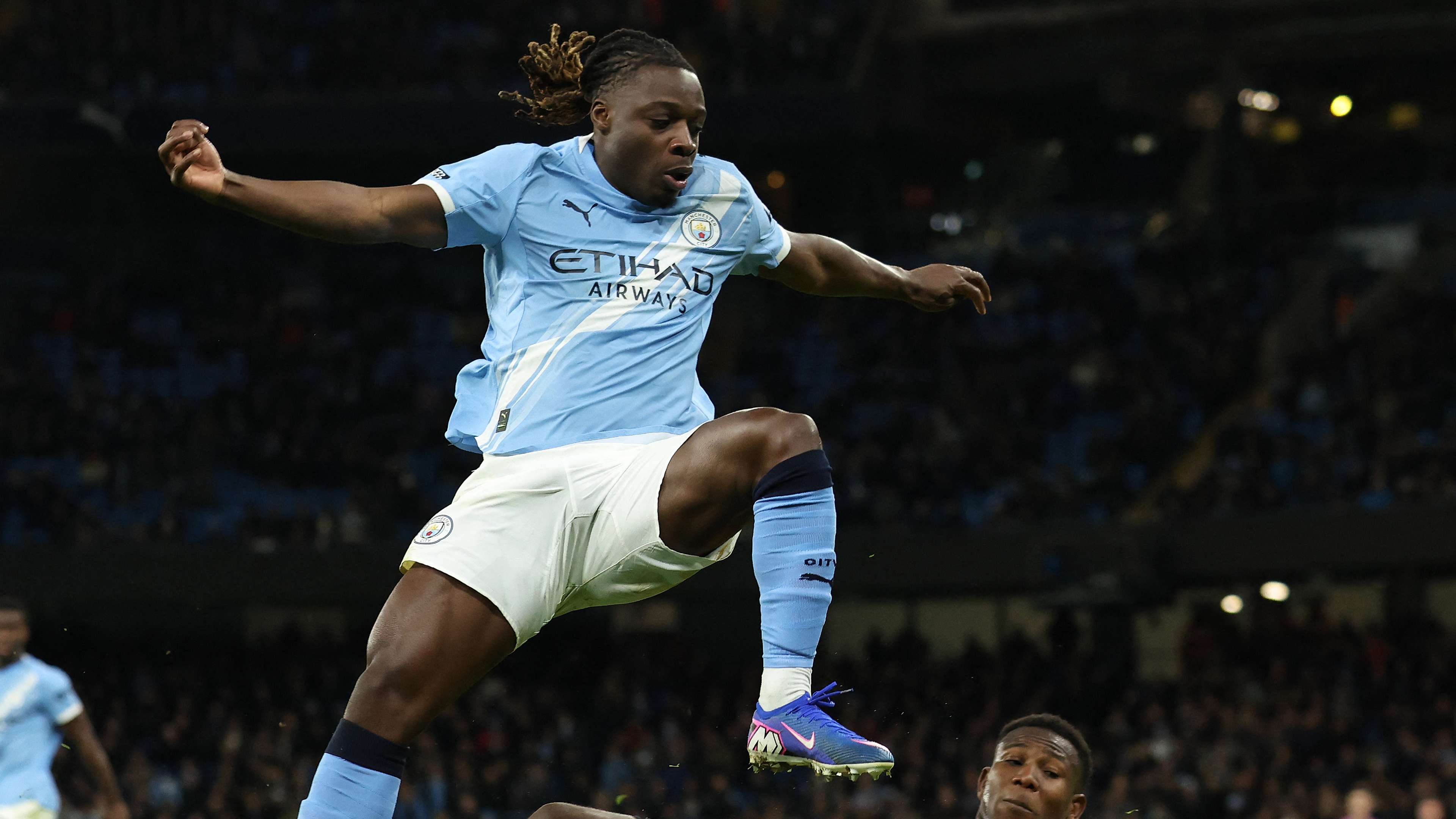 TOPSHOT-FBL-ENG-PR-MAN CITY-WOLVES