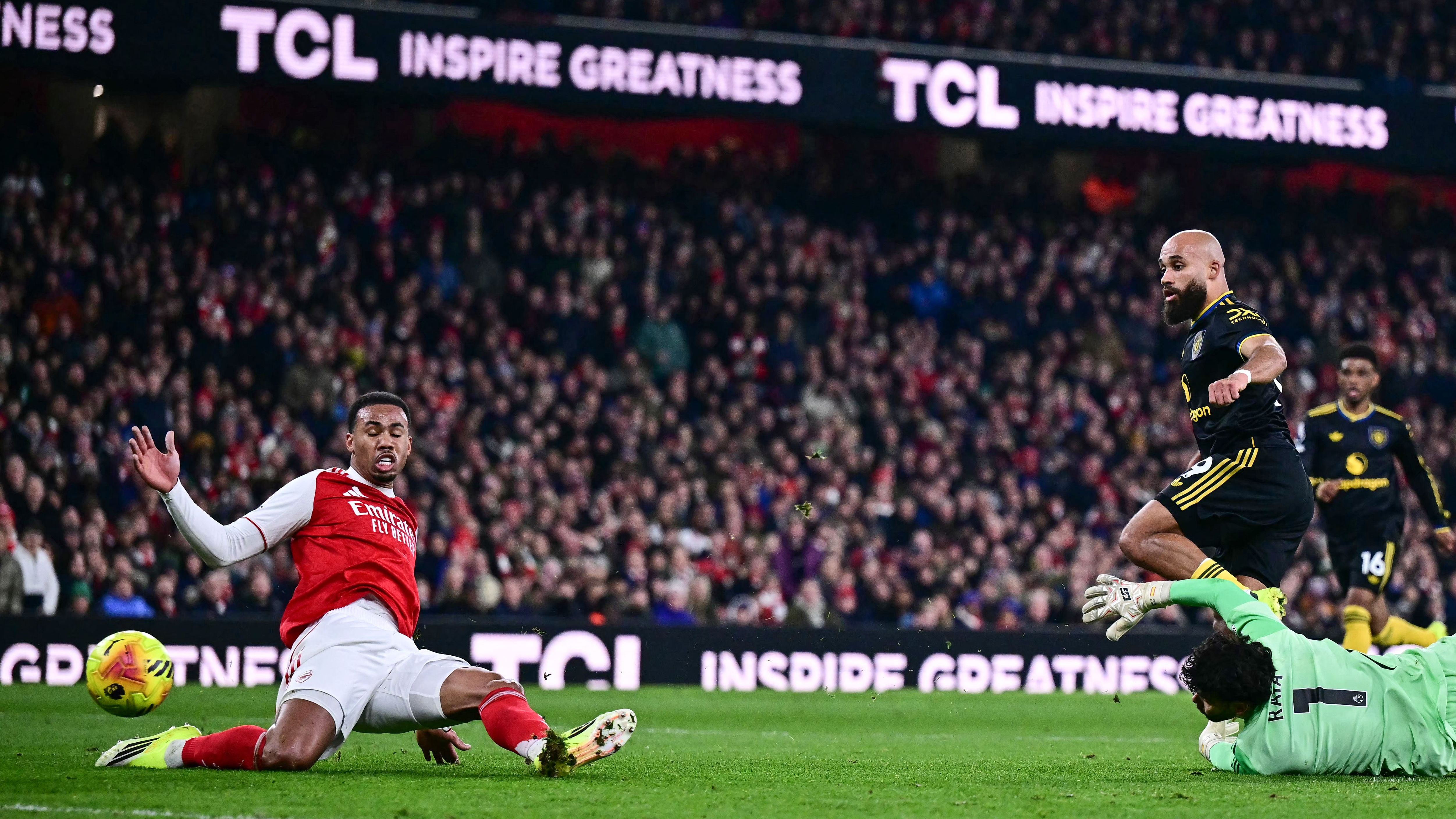 FBL-ENG-PR-ARSENAL-MAN UTD