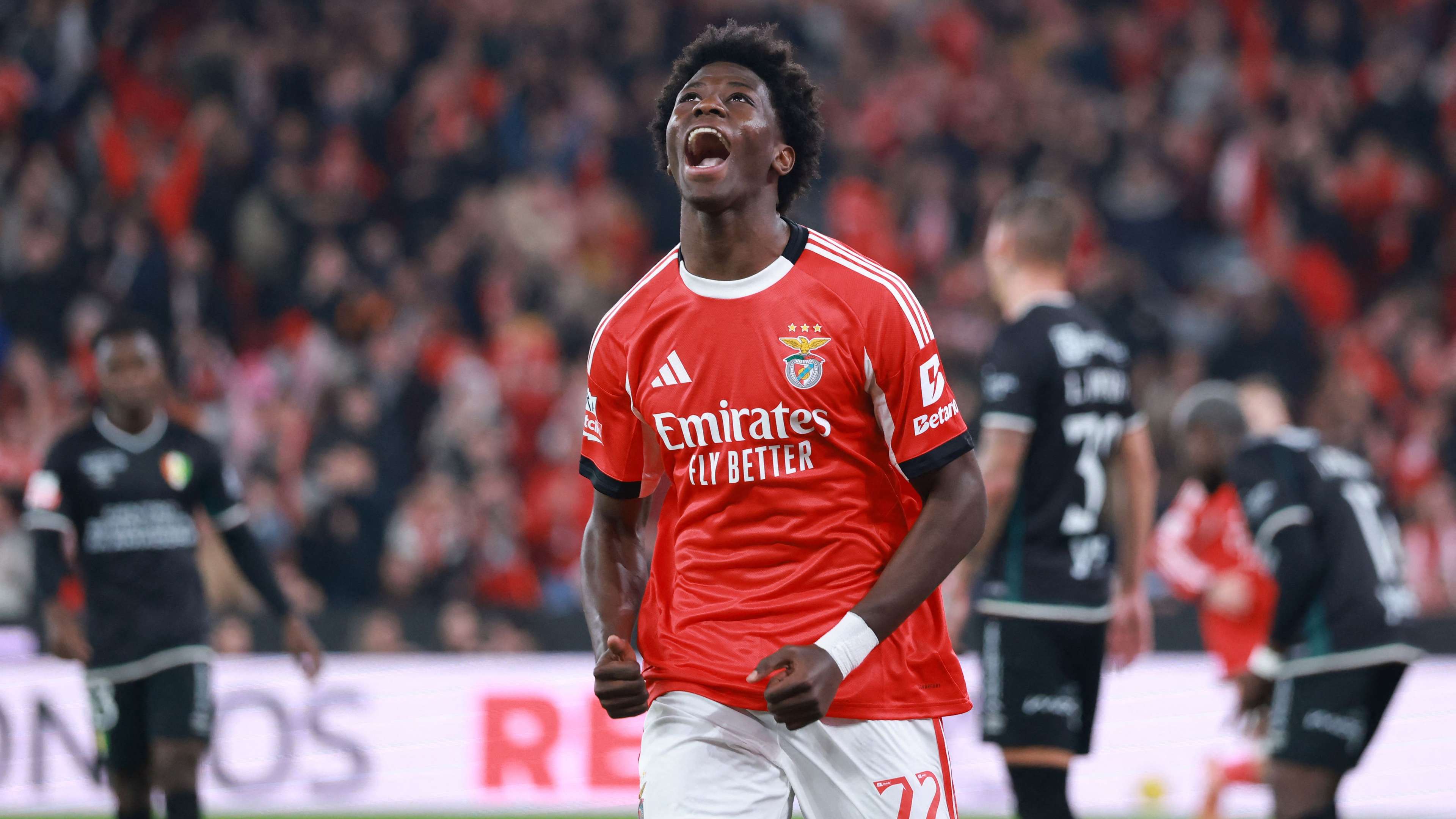 FBL-POR-LIGA-BENFICA-ESTRELA