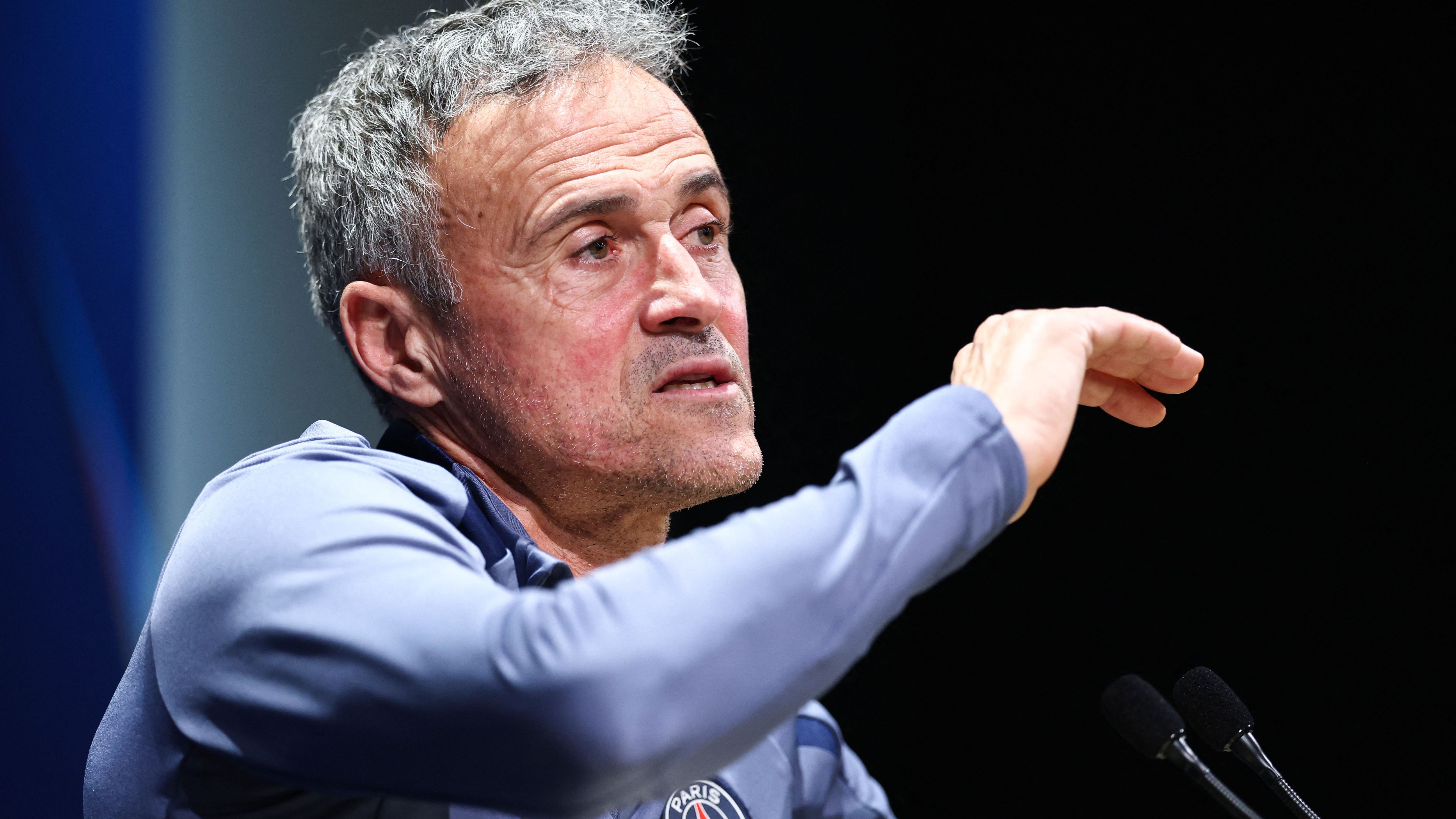 FBL-EUR-C1-PSG-PRESSER