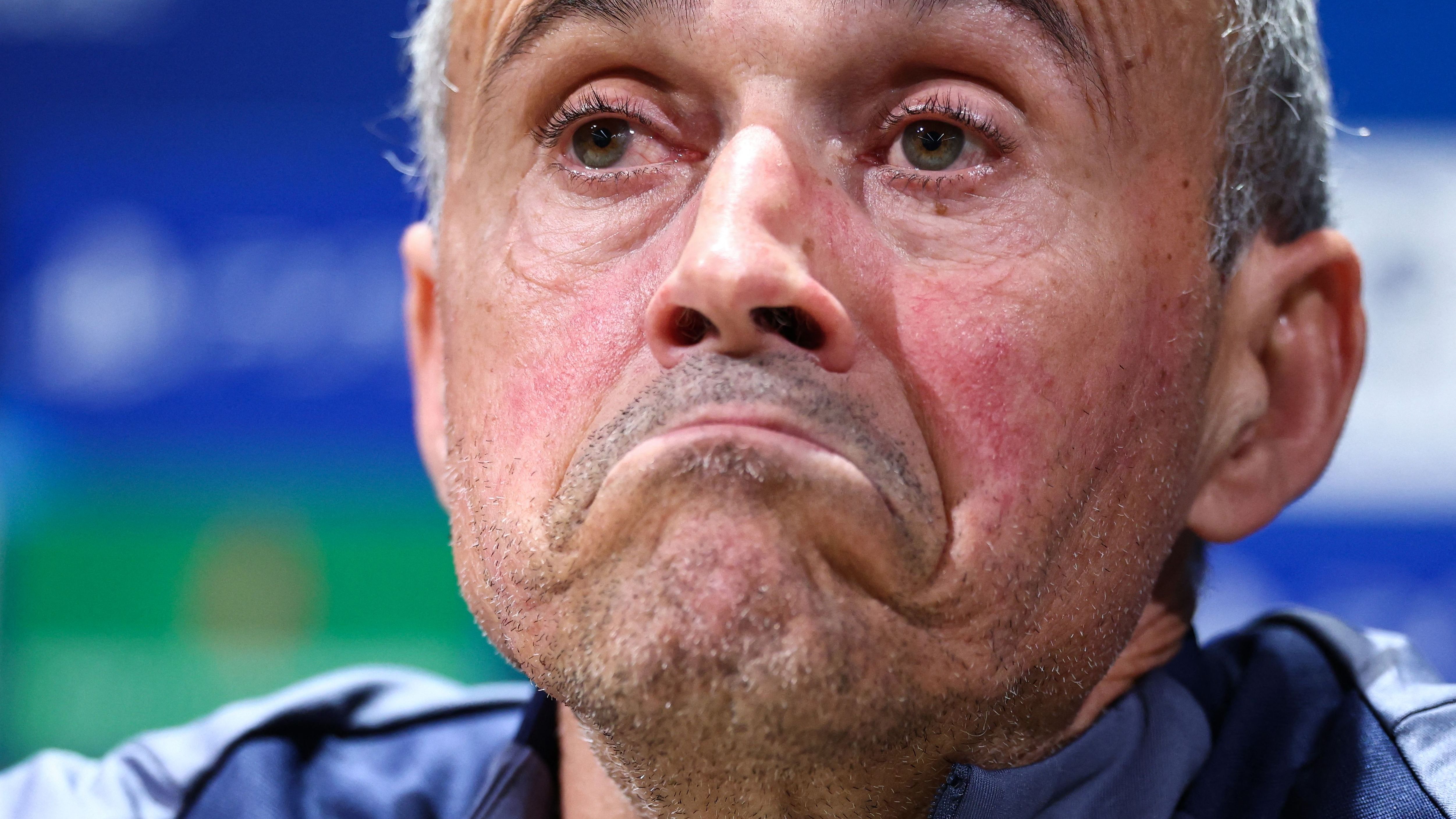 FBL-EUR-C1-PSG-PRESSER