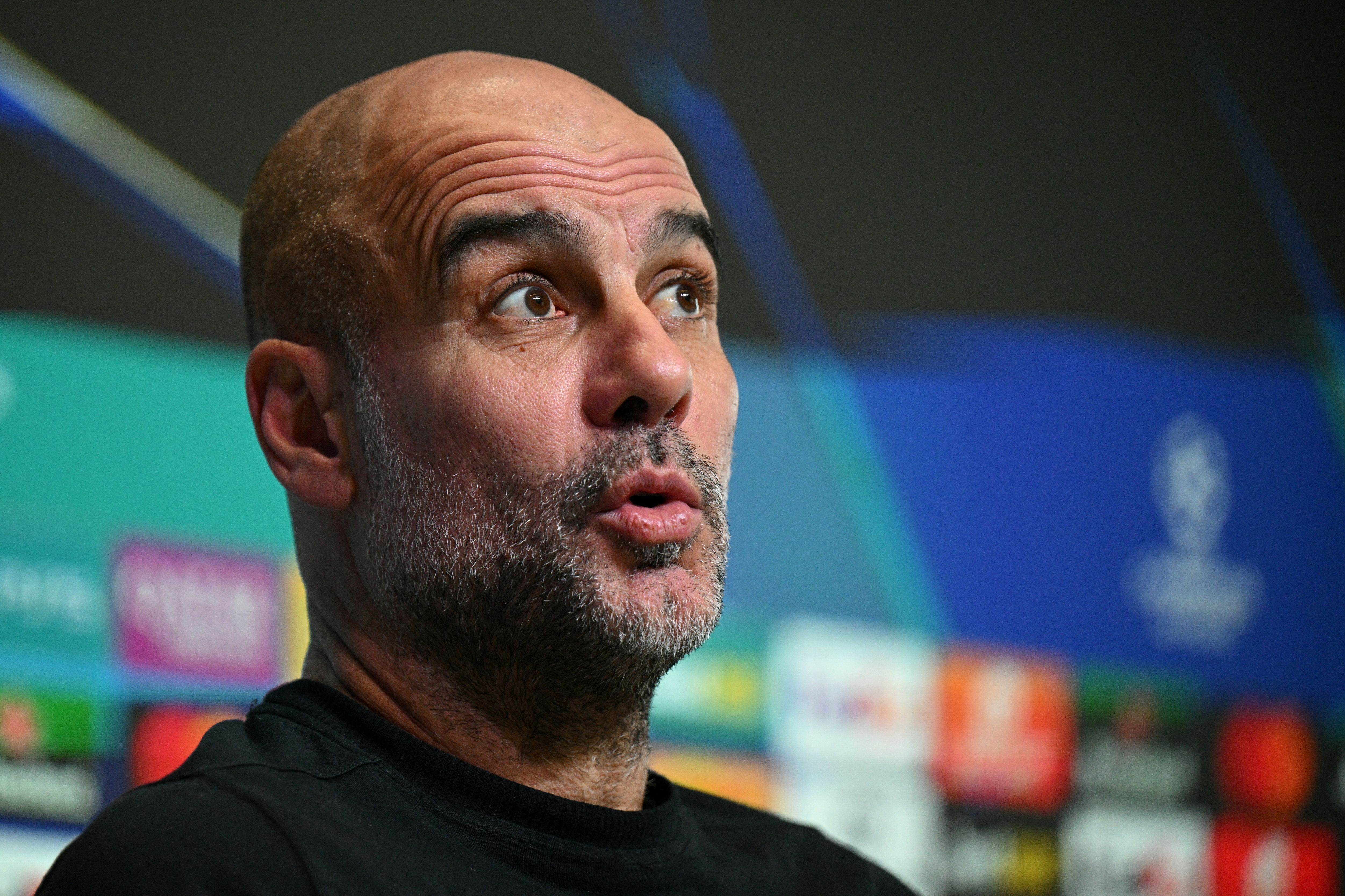 FBL-EUR-C1-MAN CITY-PRESSER