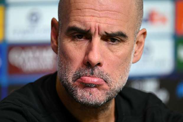 FBL-EUR-C1-MAN CITY-PRESSER