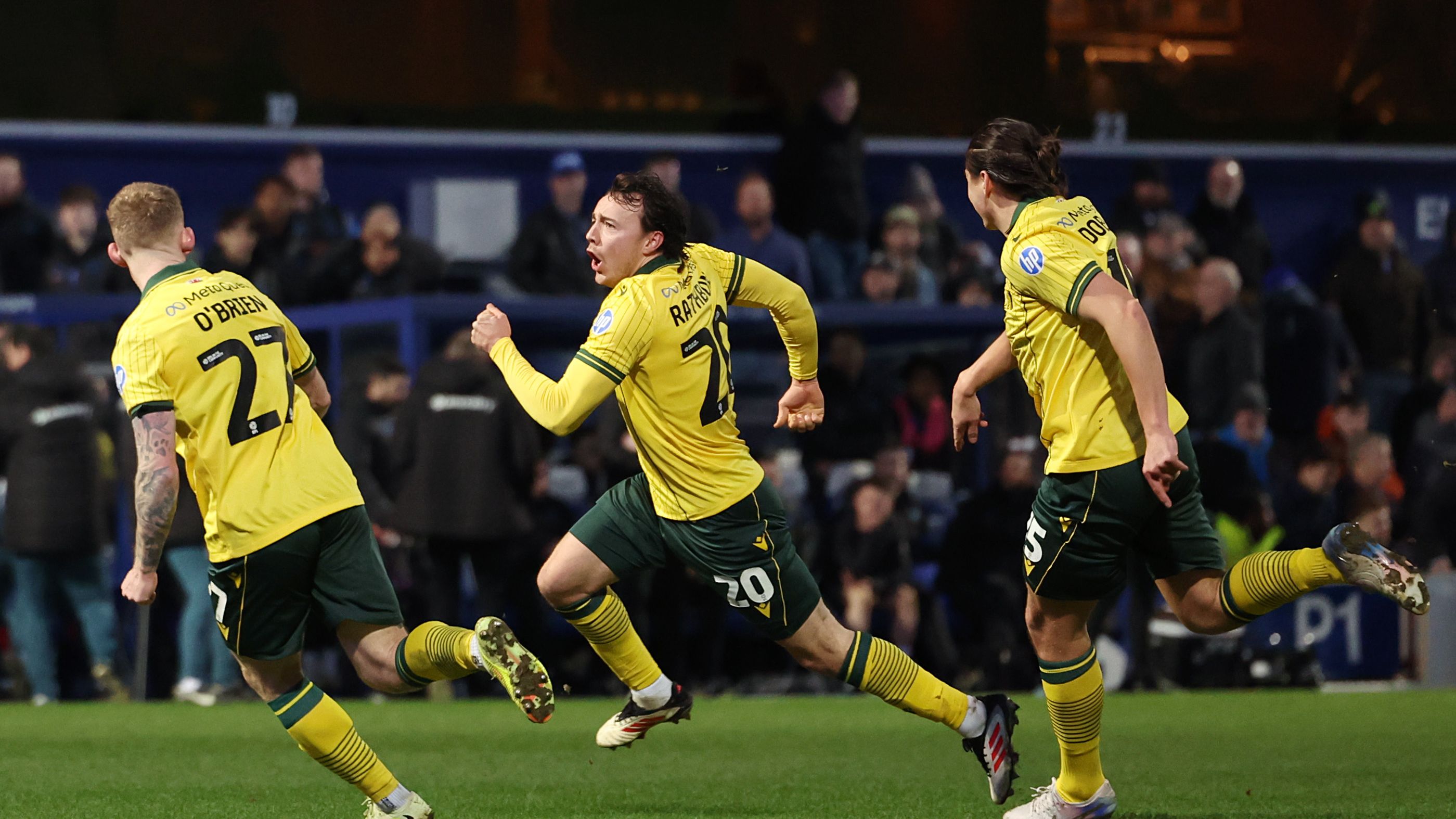 Queens Park Rangers v Wrexham AFC - Sky Bet Championship