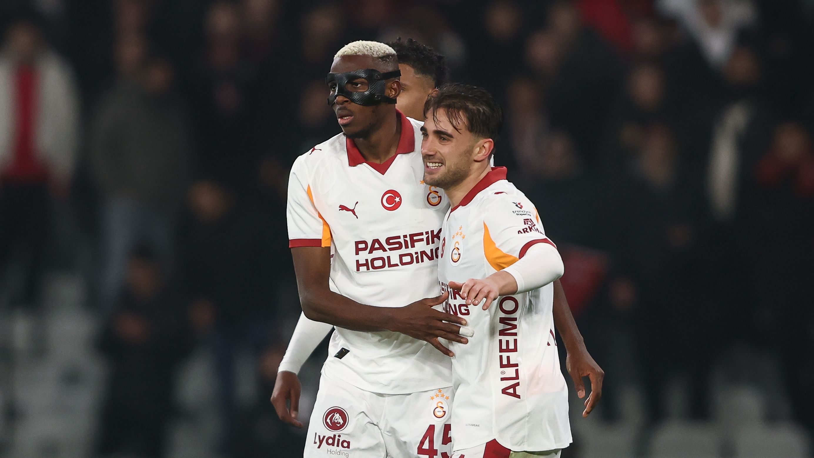 Fatih Karagümrük SK v Galatasaray SK - Trendyol Süper Lig