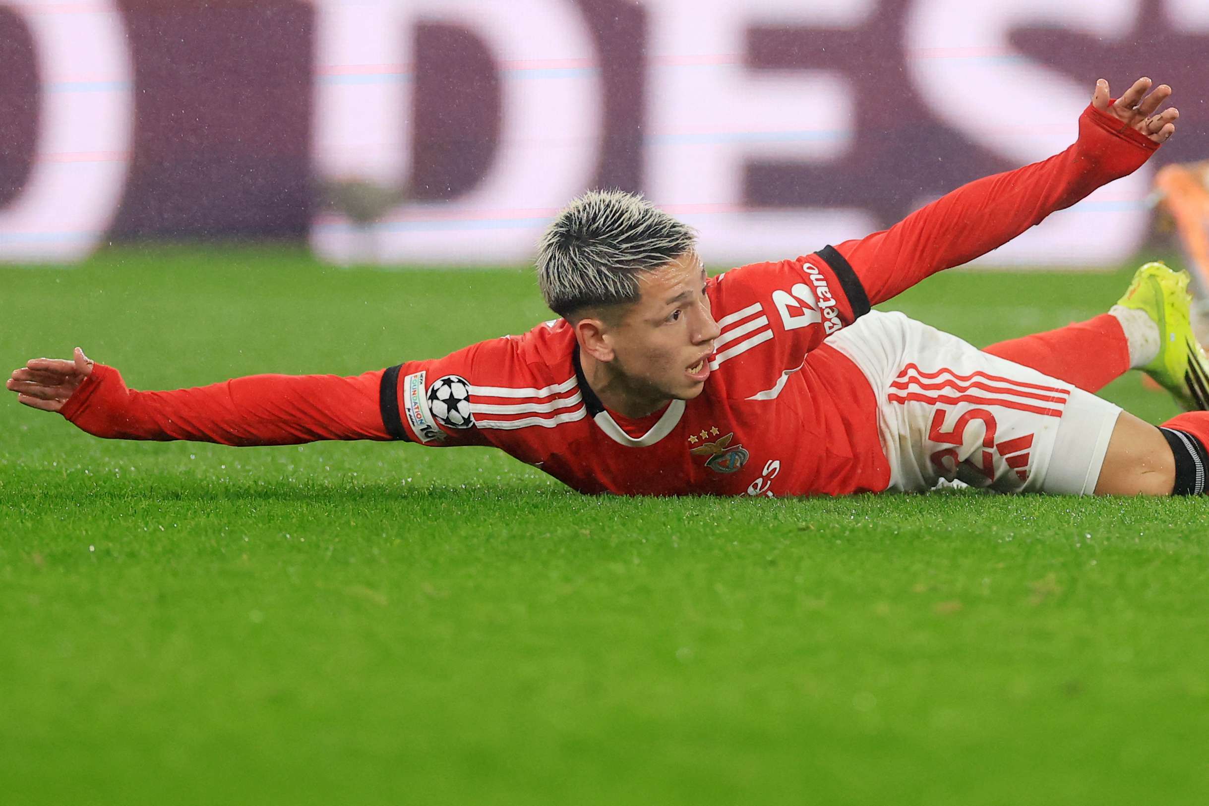 FBL-EUR-C1-BENFICA-REAL MADRID