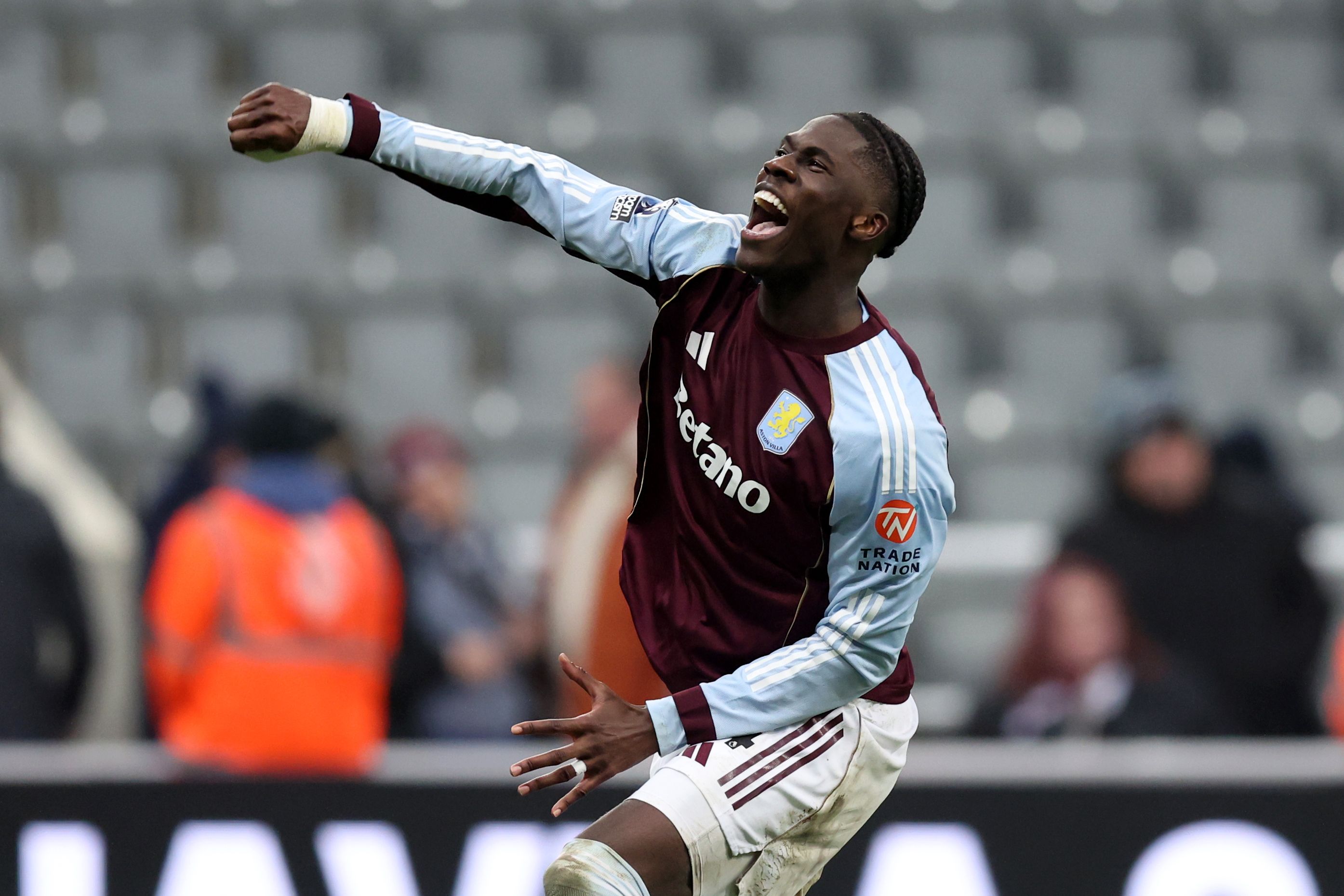 Newcastle United v Aston Villa - Premier League