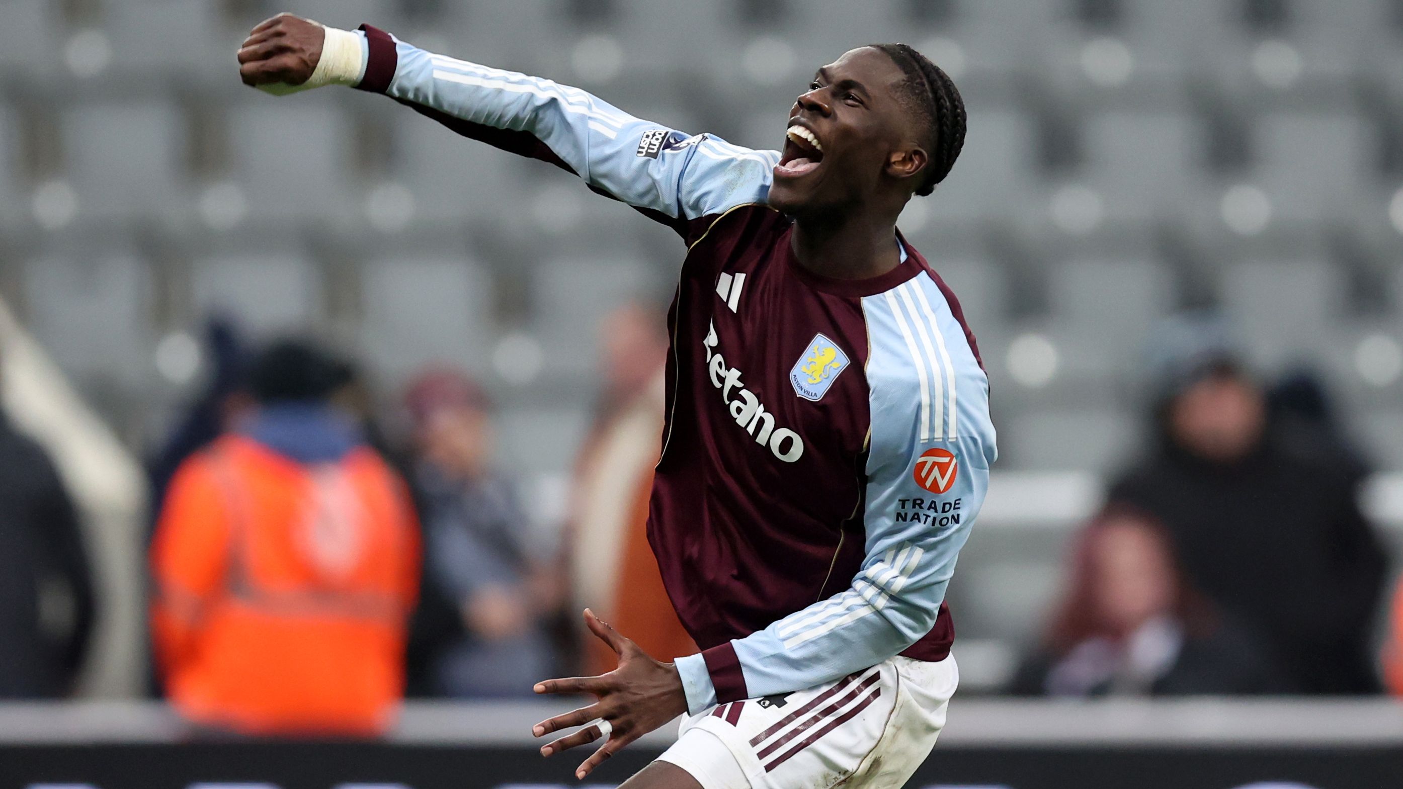 Newcastle United v Aston Villa - Premier League