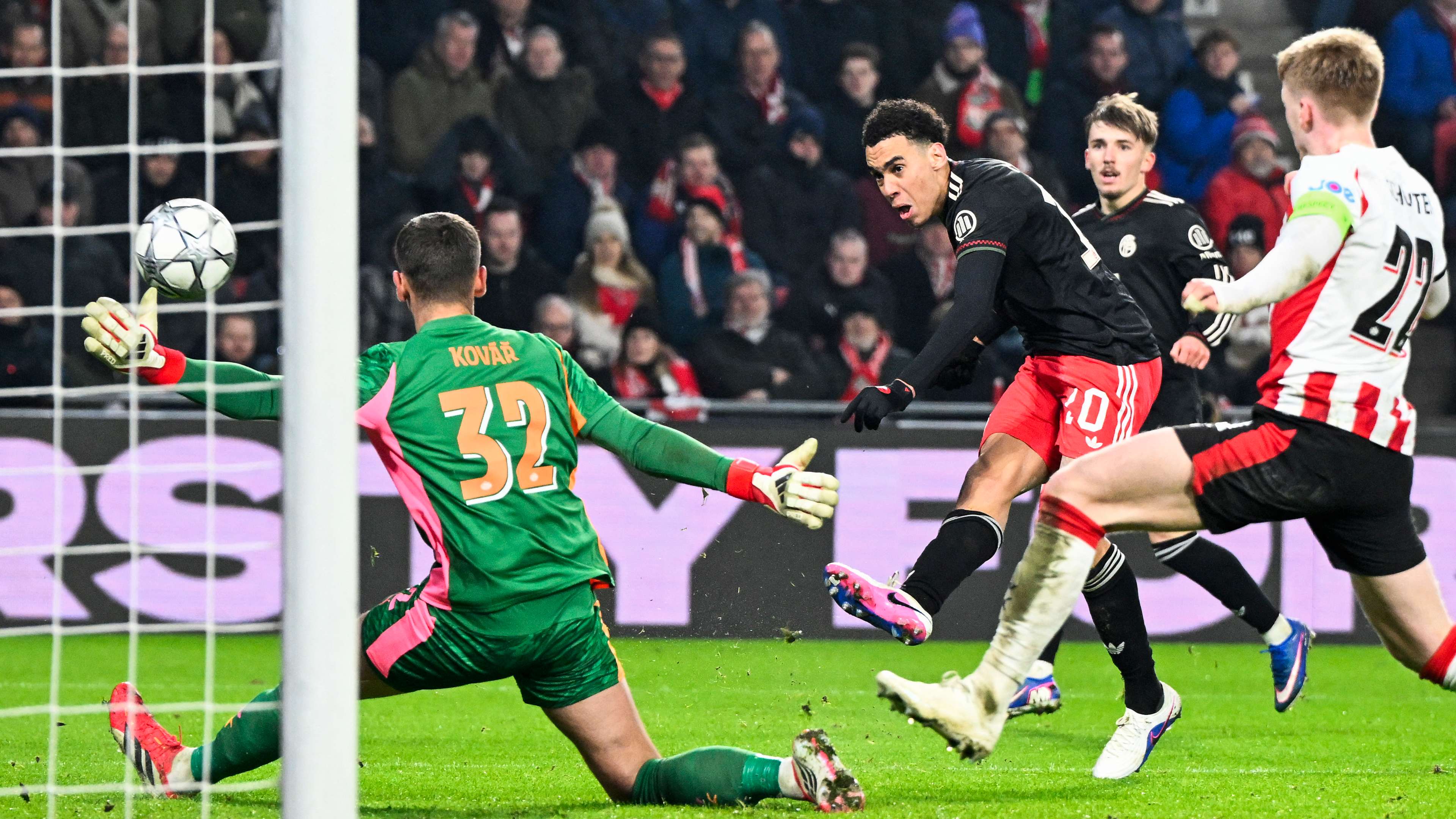 FBL-EUR-C1-PSV-BAYERN MUNICH