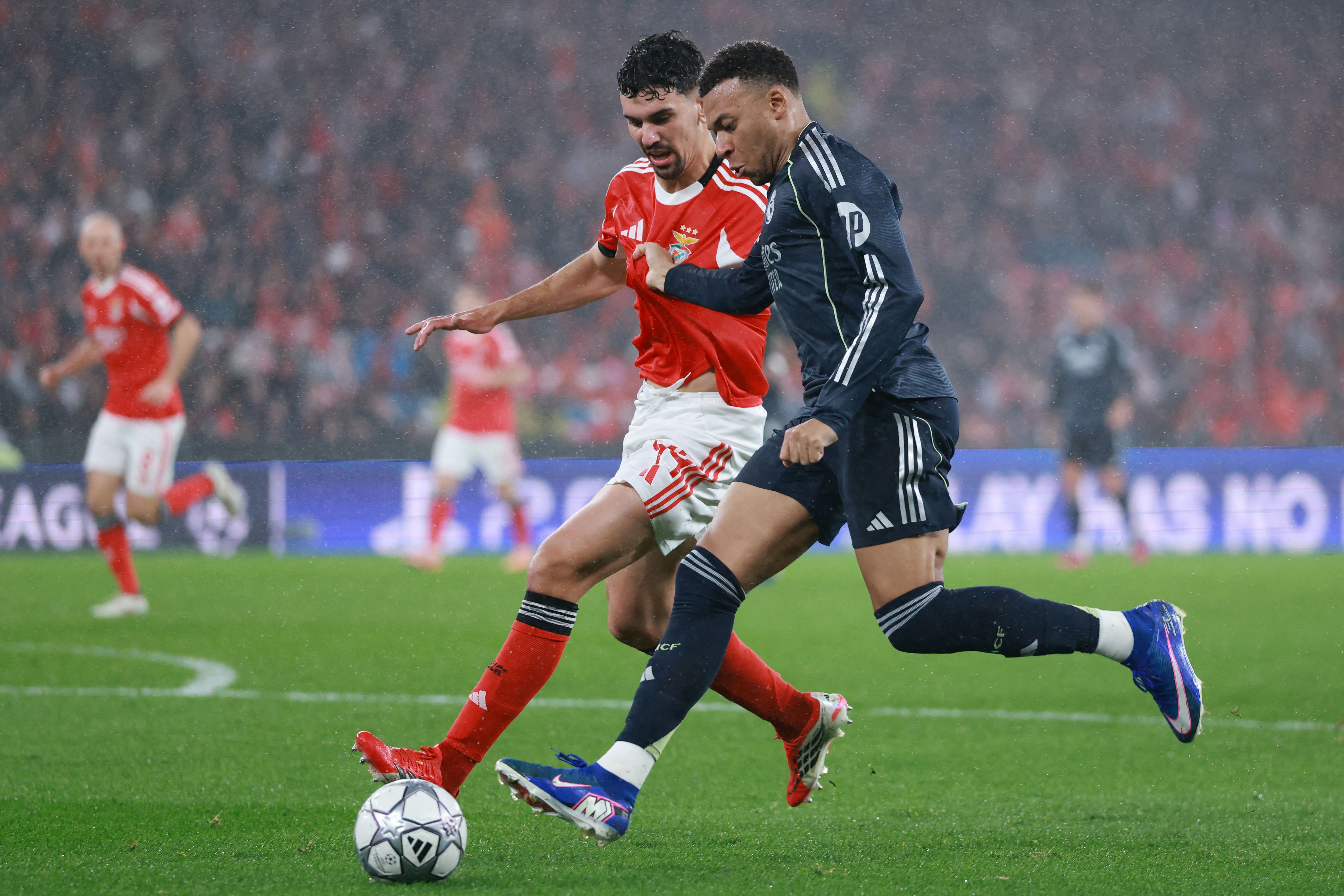 FBL-EUR-C1-BENFICA-REAL MADRID
