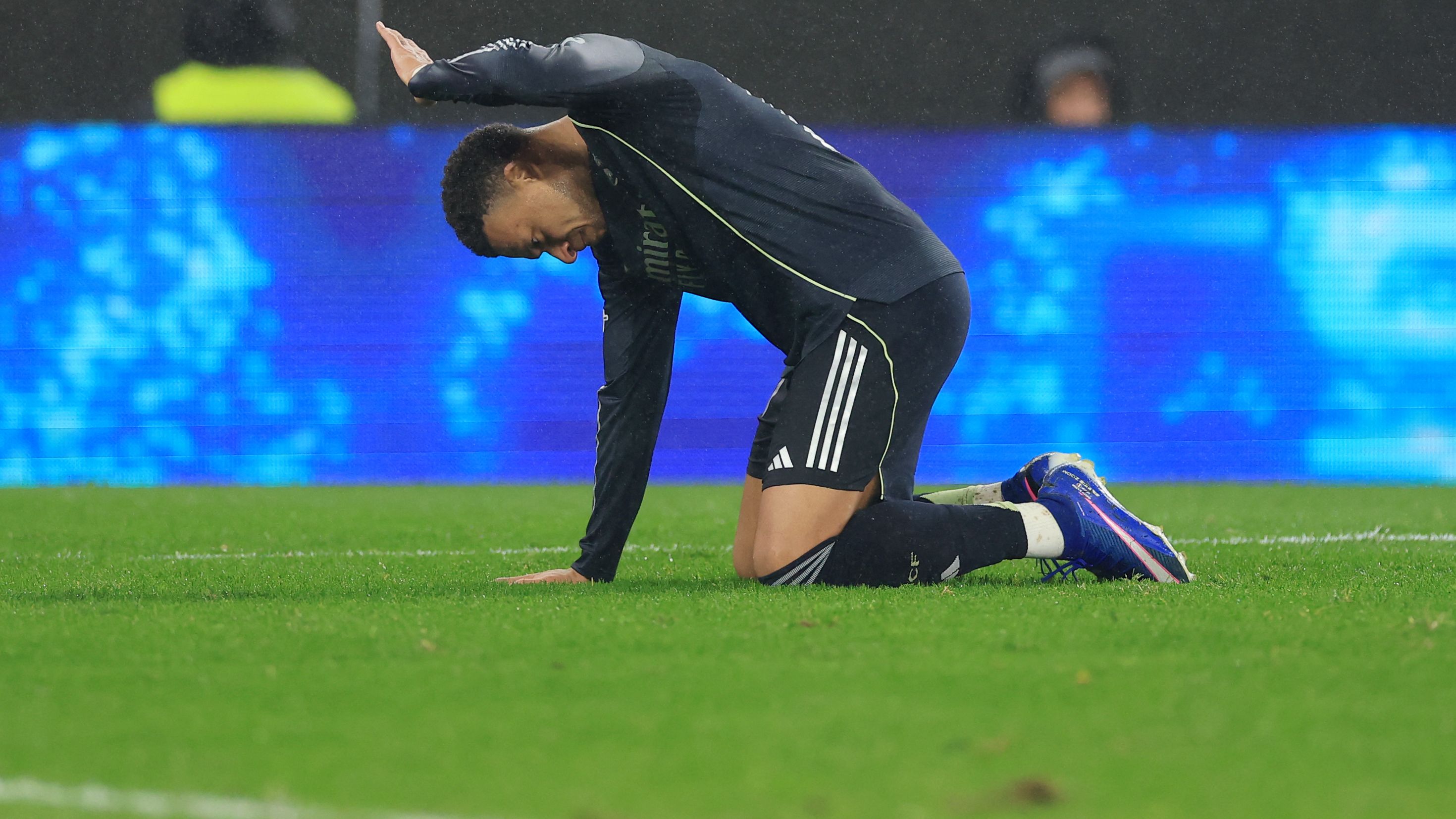 FBL-EUR-C1-BENFICA-REAL MADRID