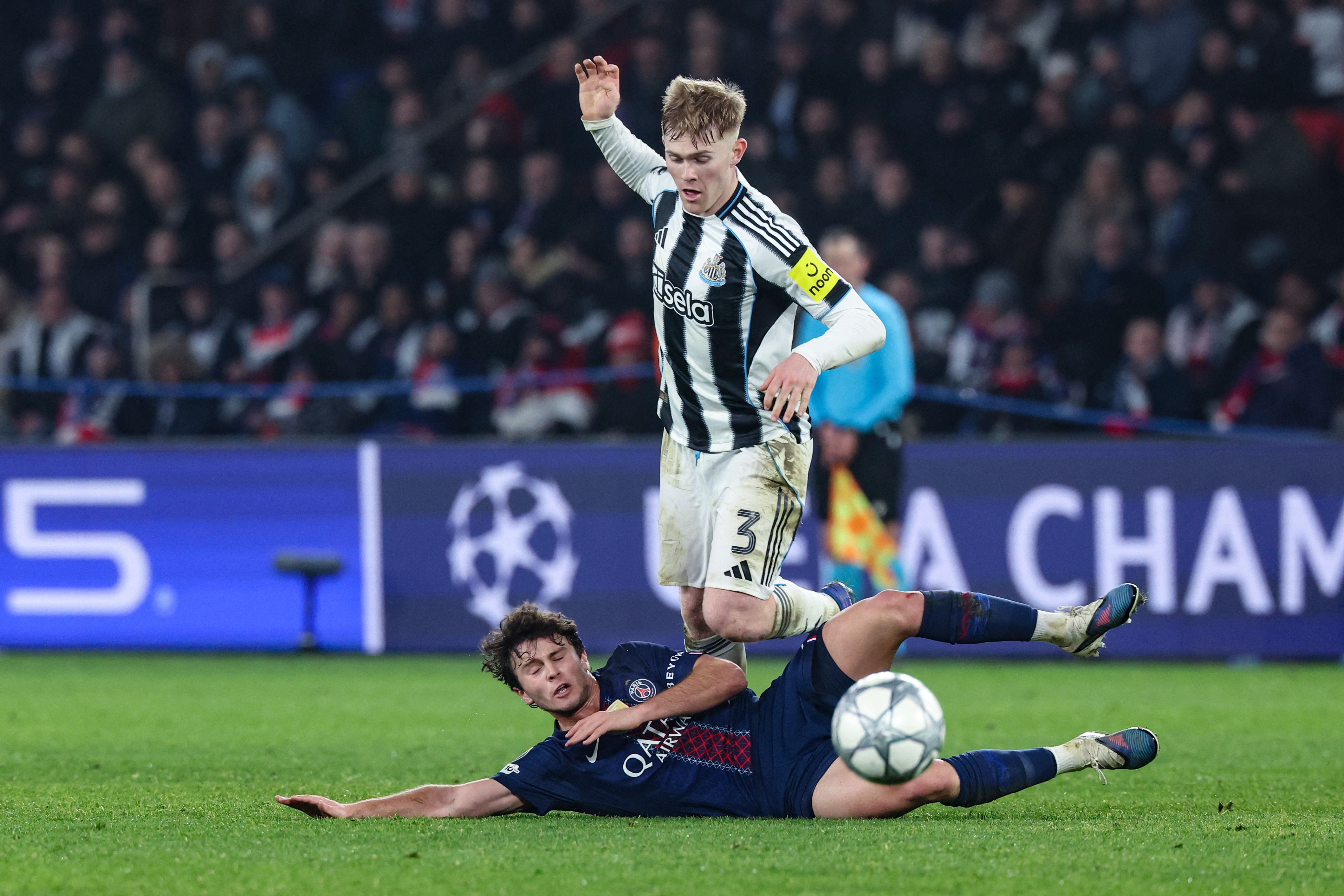 FBL-EUR-C1-PSG-NEWCASTLE