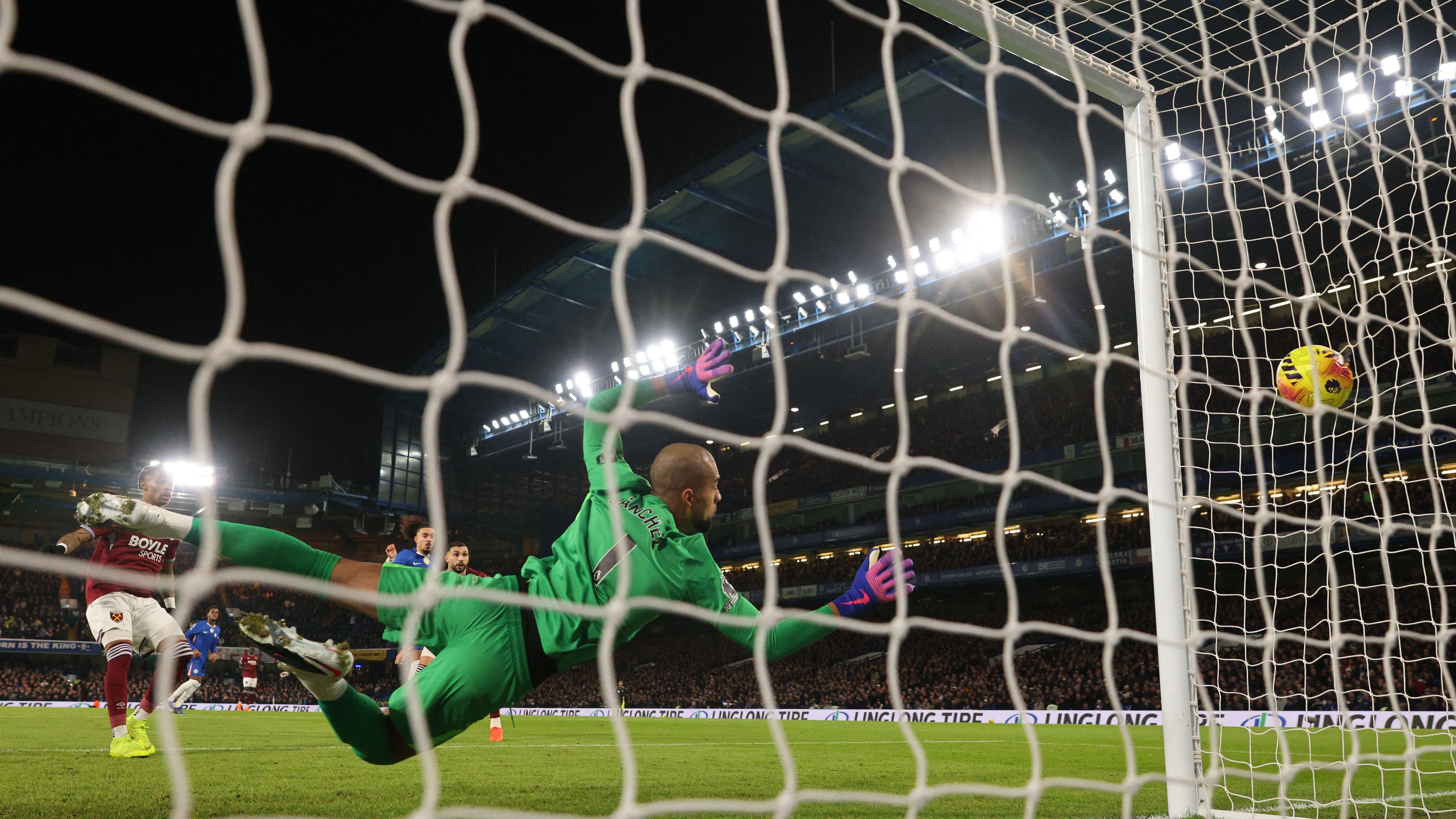 FBL-ENG-PR-CHELSEA-WEST HAM