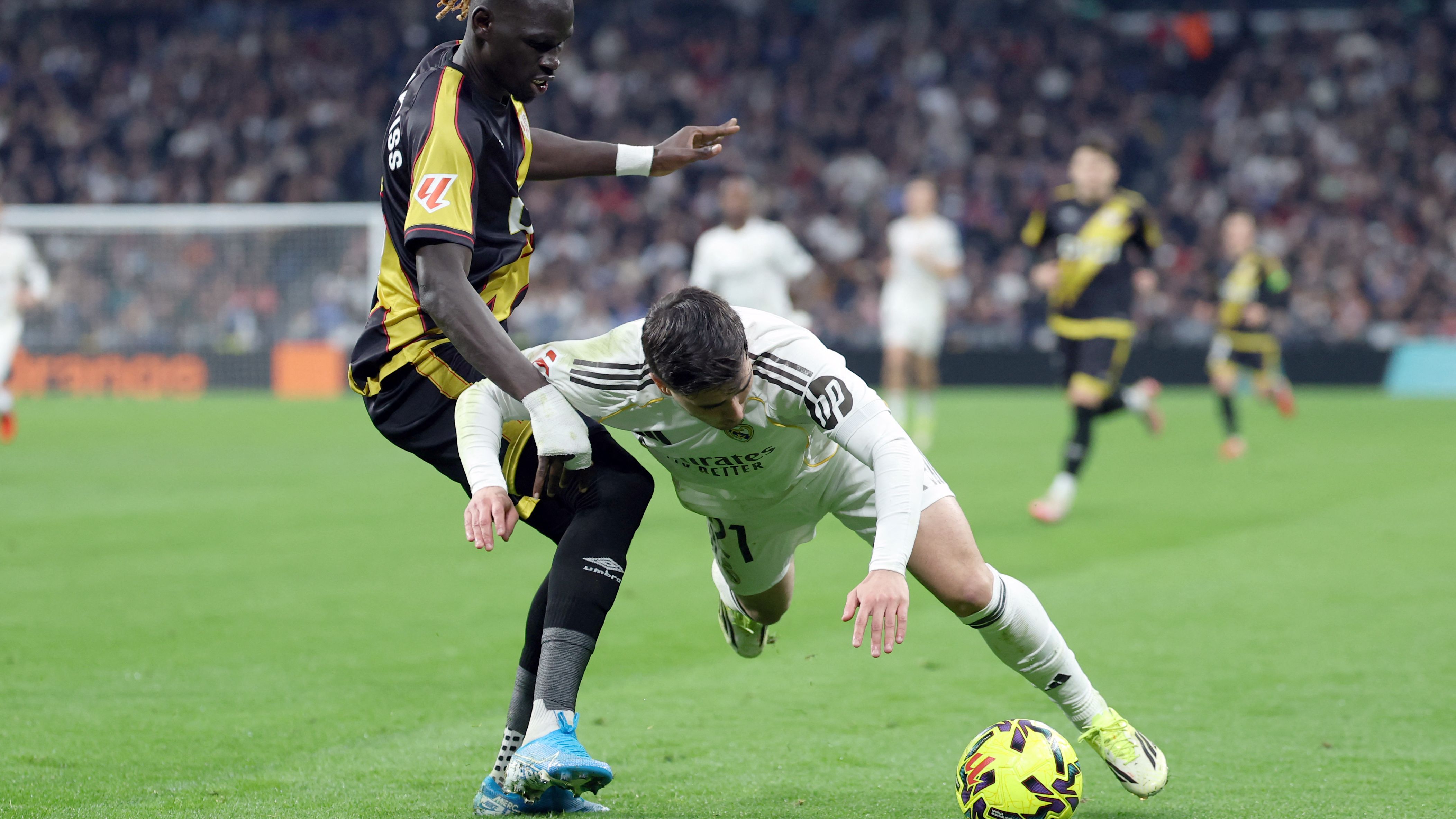 TOPSHOT-FBL-ESP-LIGA-REAL MADRID-RAYO VALLECANO