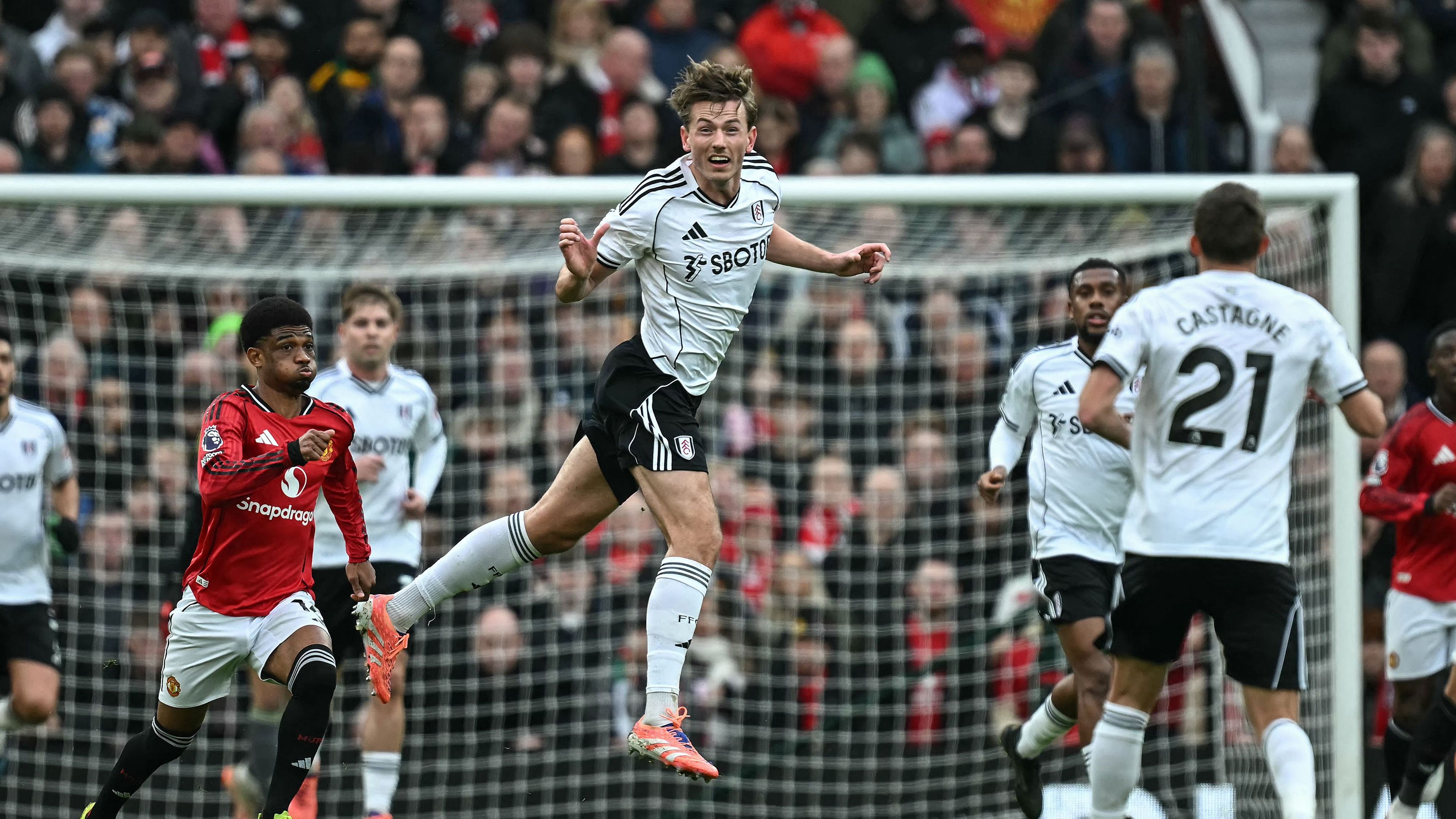 FBL-ENG-PR-MAN UTD-FULHAM