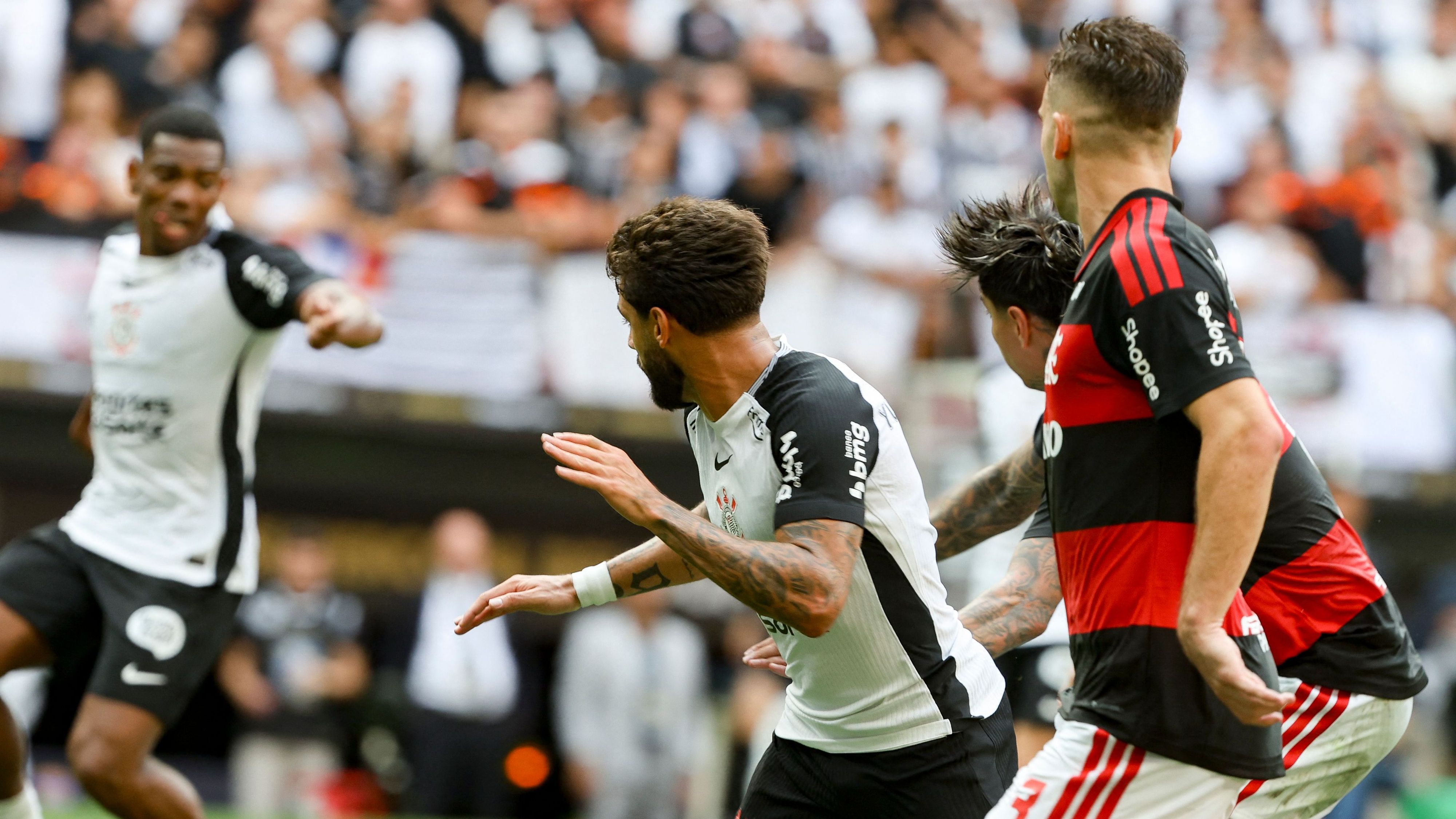 FBL-BRA-SUPERCOPA-FLAMENGO-CORINTHIANS