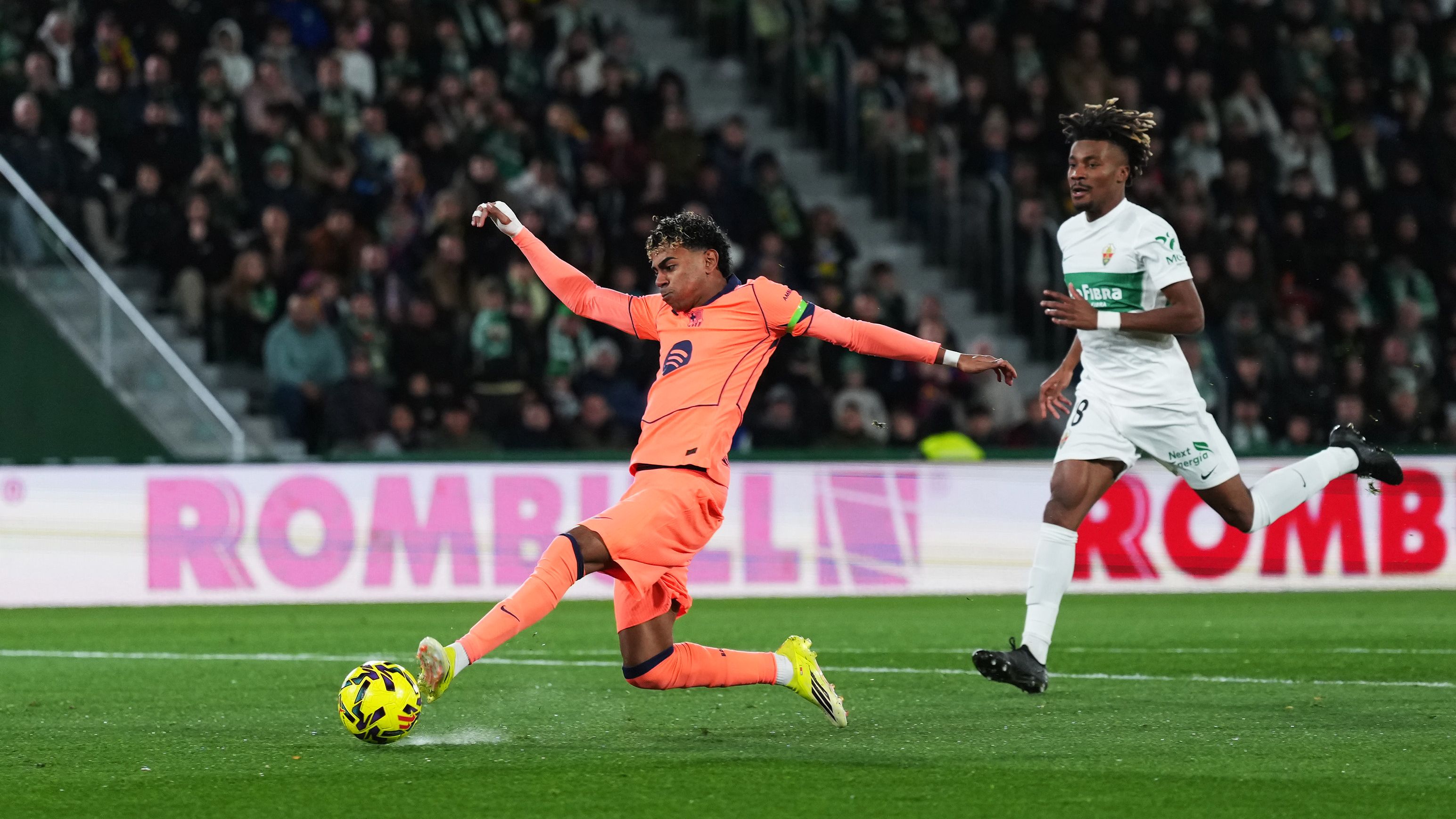 Elche CF v FC Barcelona - LaLiga EA Sports