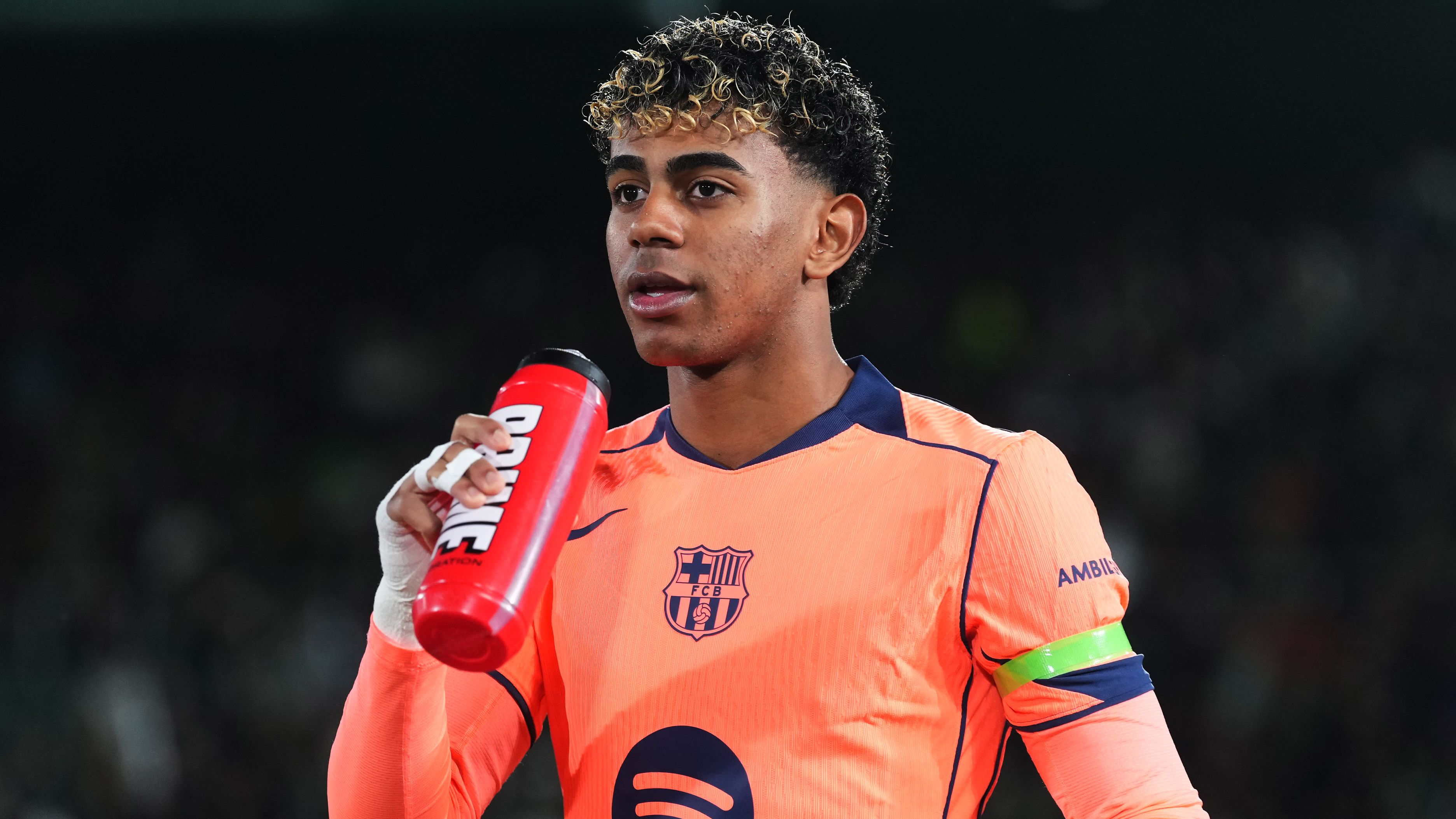 Elche CF v FC Barcelona - LaLiga EA Sports