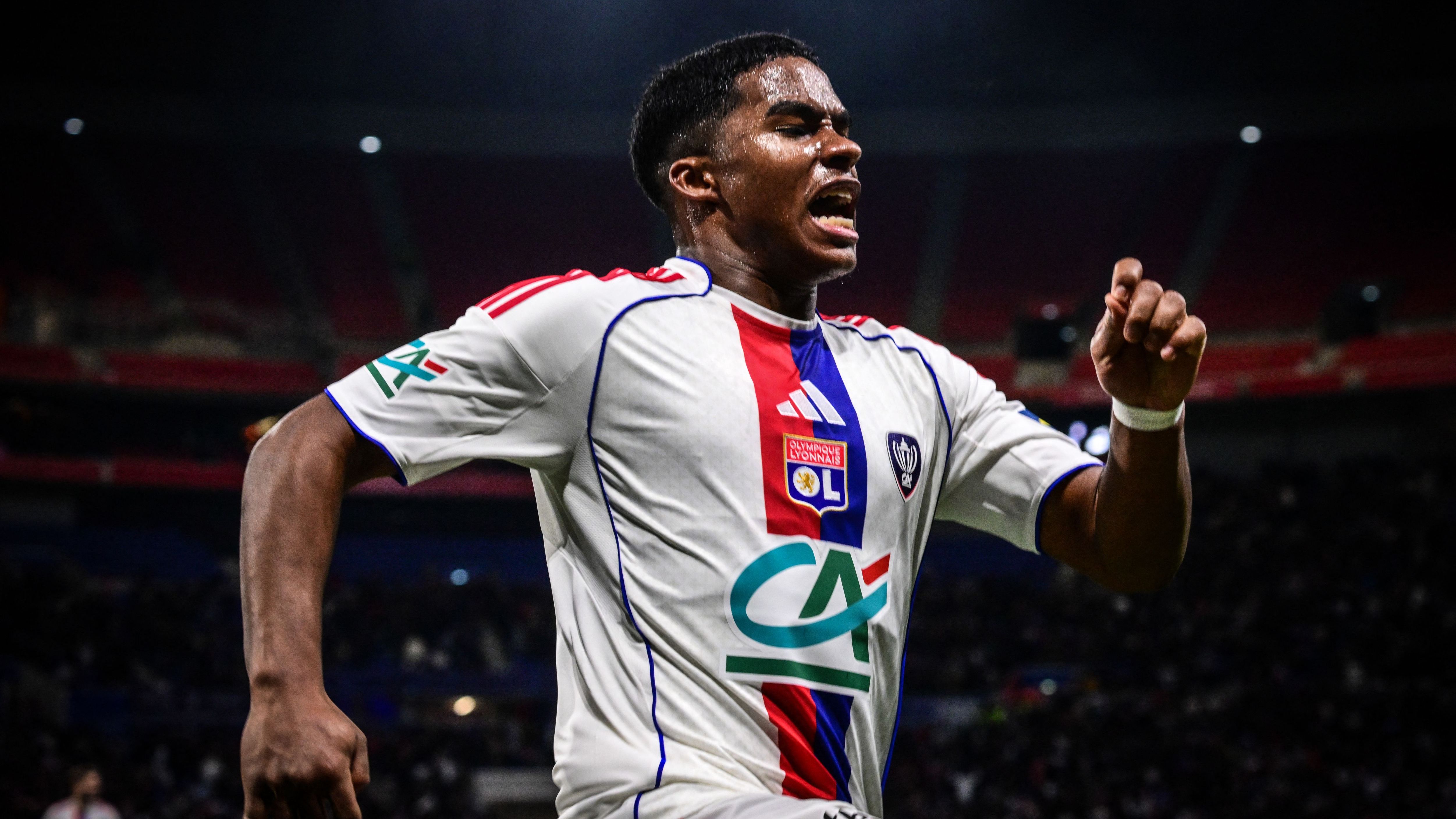 FBL-FRA-CUP-LYON-LAVAL