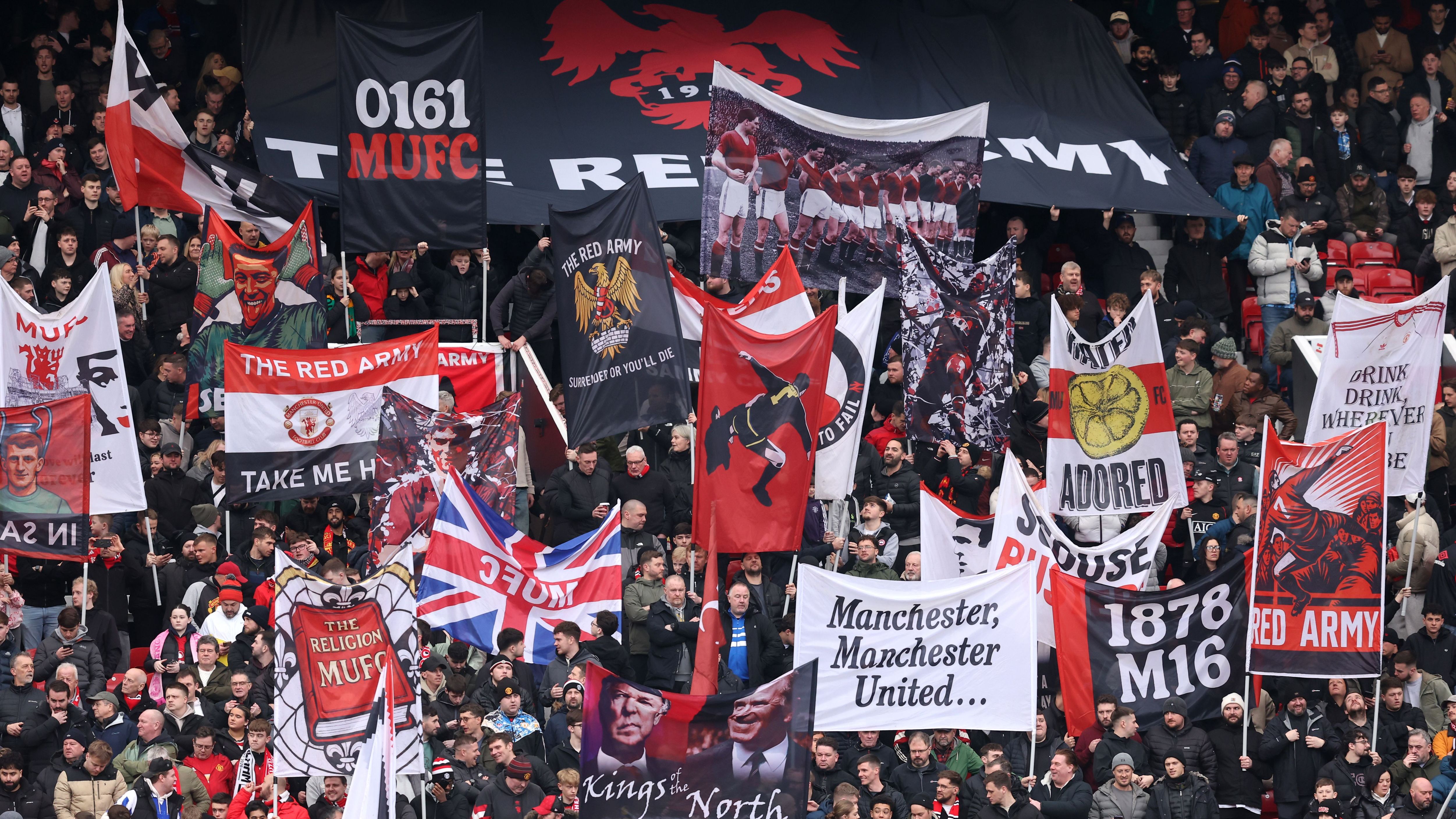 Manchester United v Fulham - Premier League