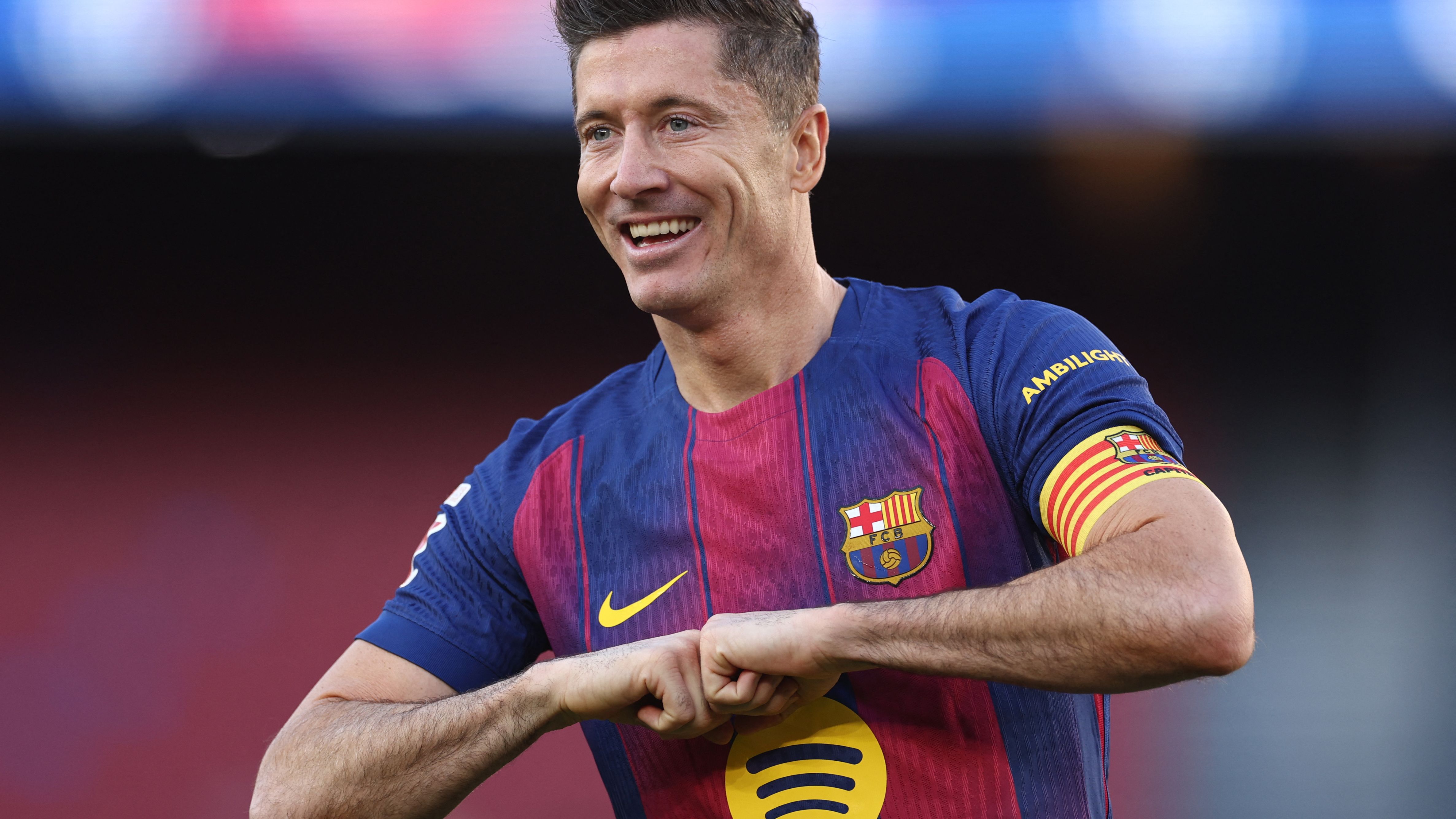 TOPSHOT-FBL-ESP-LIGA-BARCELONA-MALLORCA