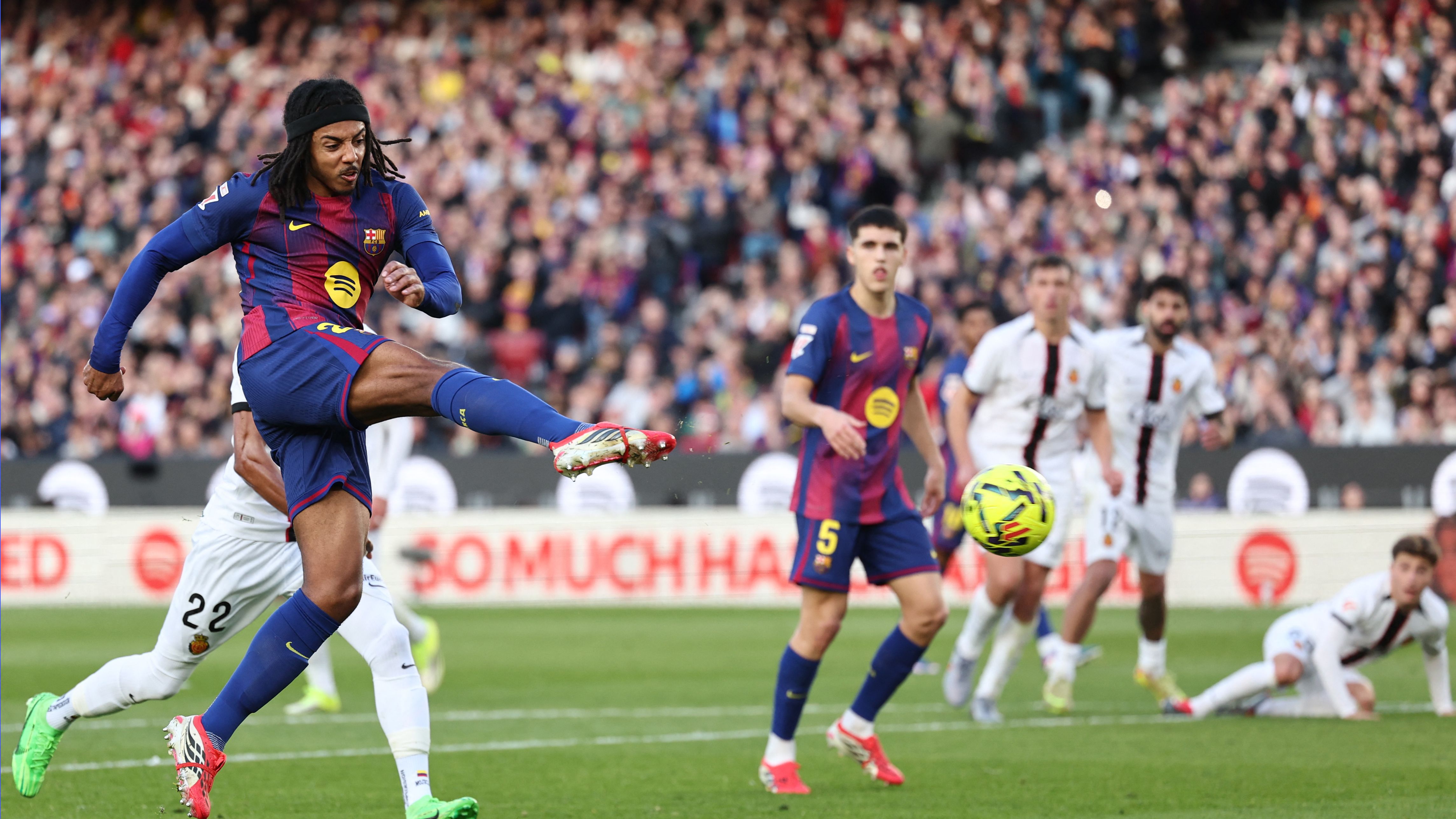 FBL-ESP-LIGA-BARCELONA-MALLORCA