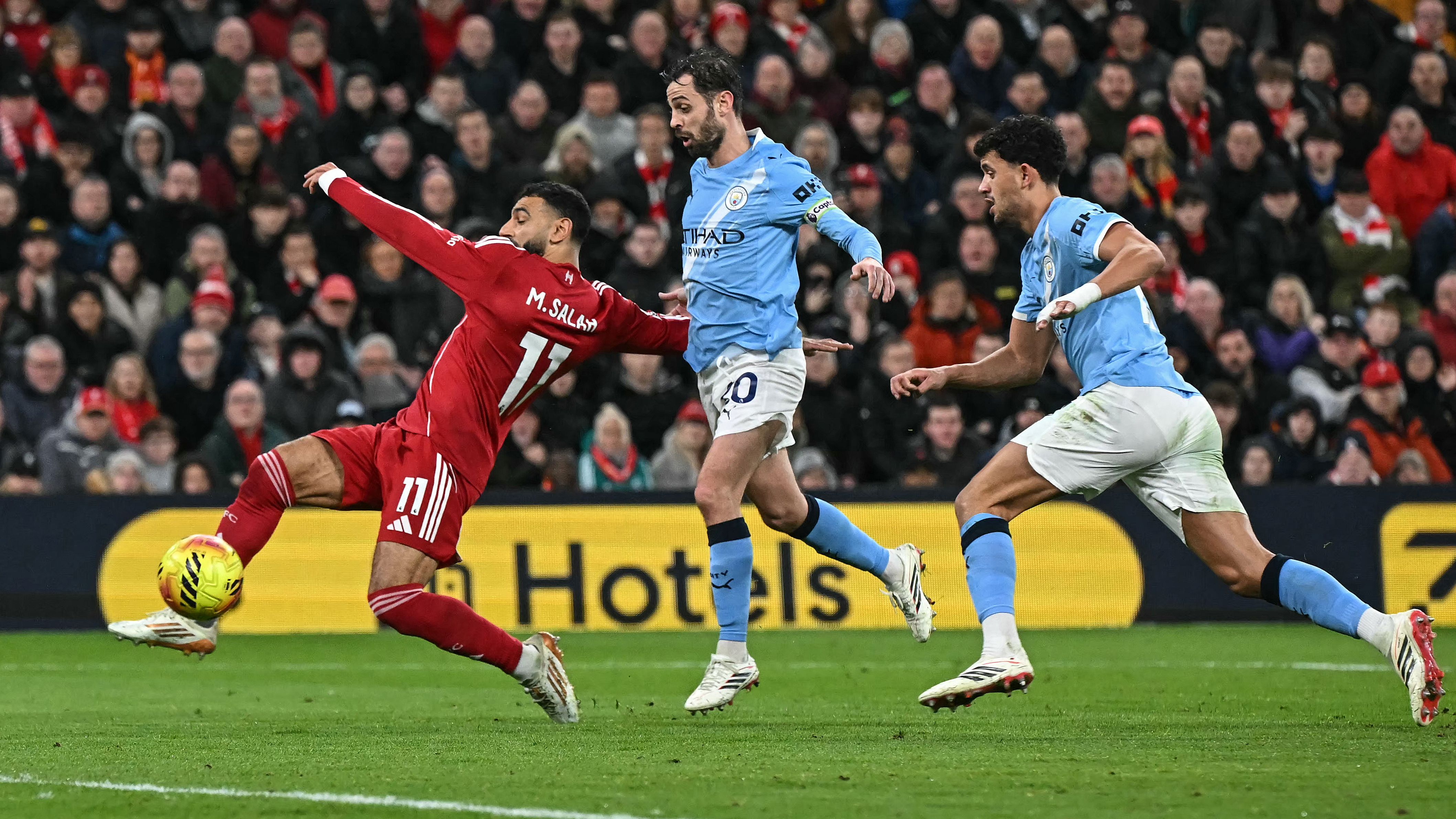 FBL-ENG-PR-LIVERPOOL-MAN CITY