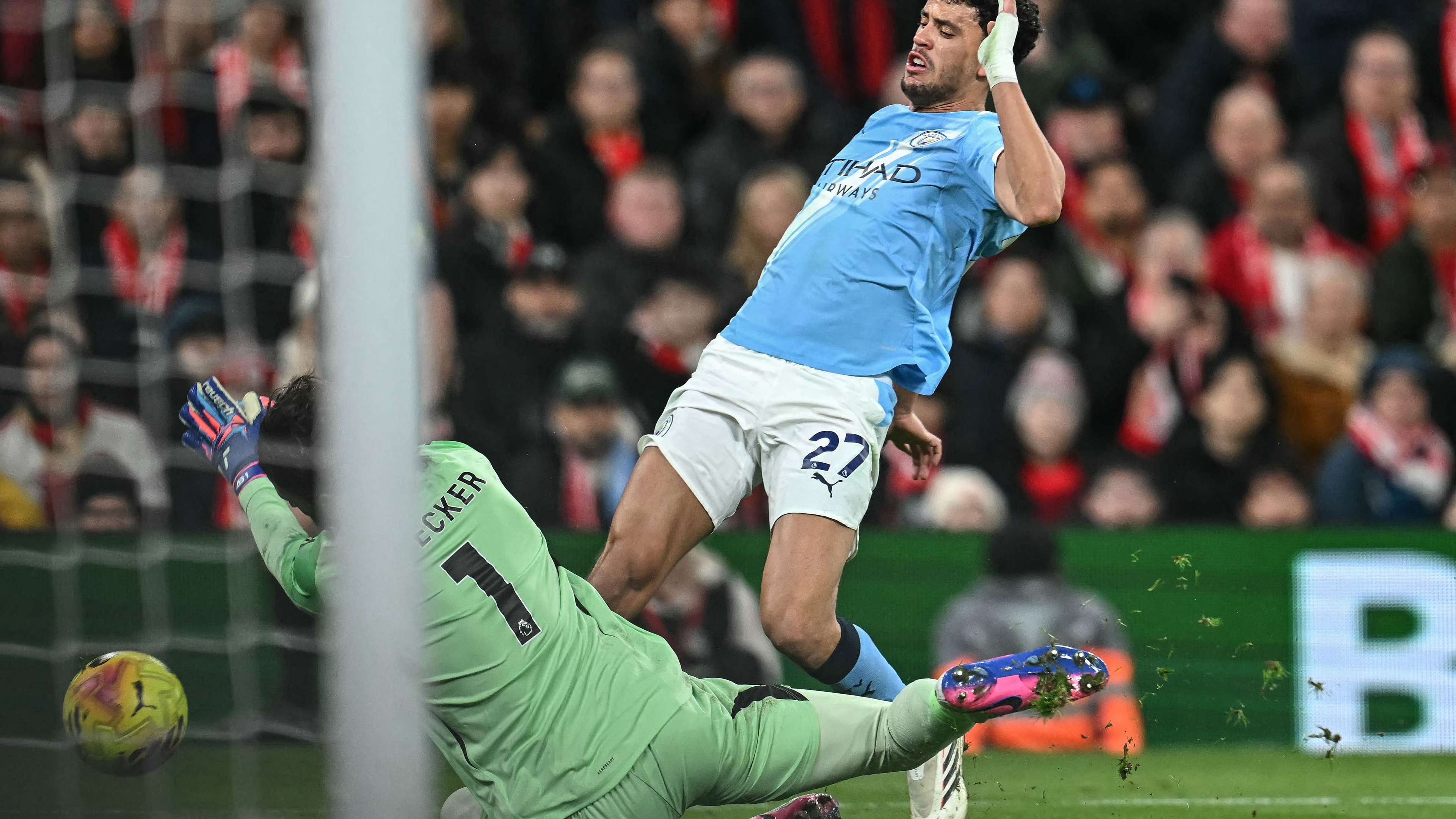 FBL-ENG-PR-LIVERPOOL-MAN CITY