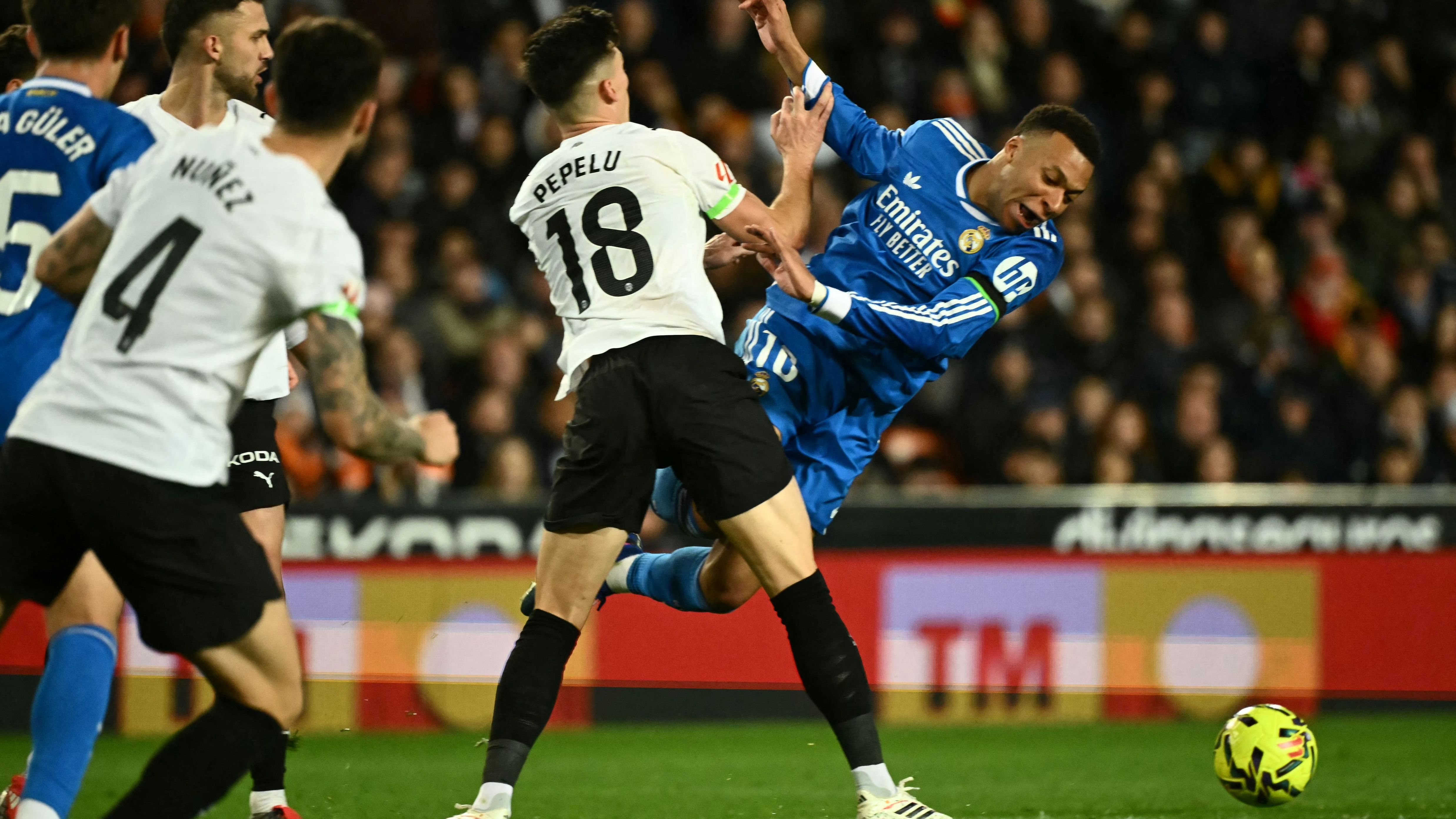 FBL-ESP-LIGA-VALENCIA-REAL MADRID