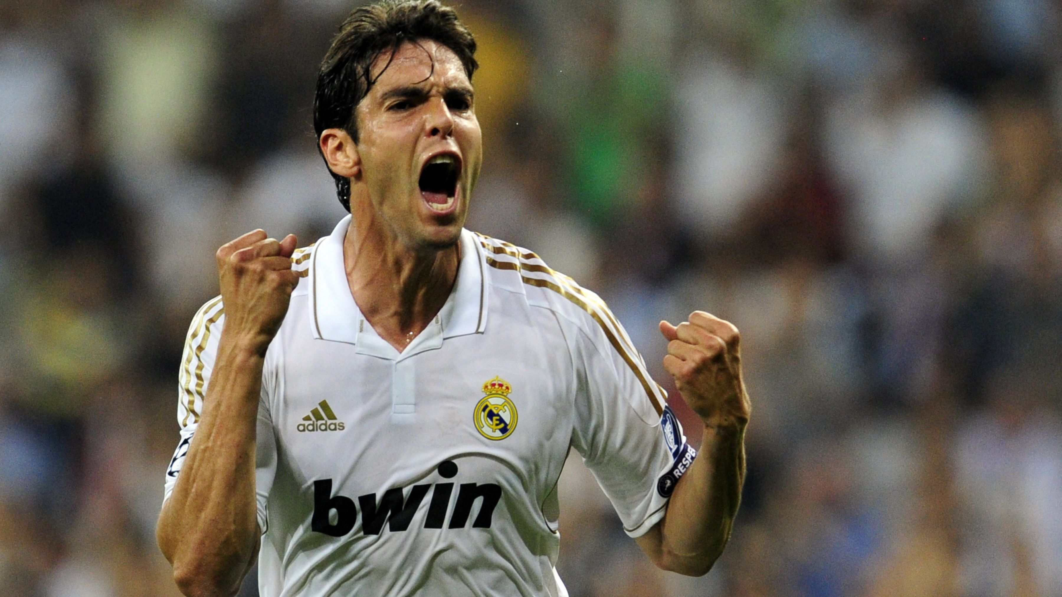 TOPSHOT-FBL-EUR-C1-REAL MADRID-AJAX