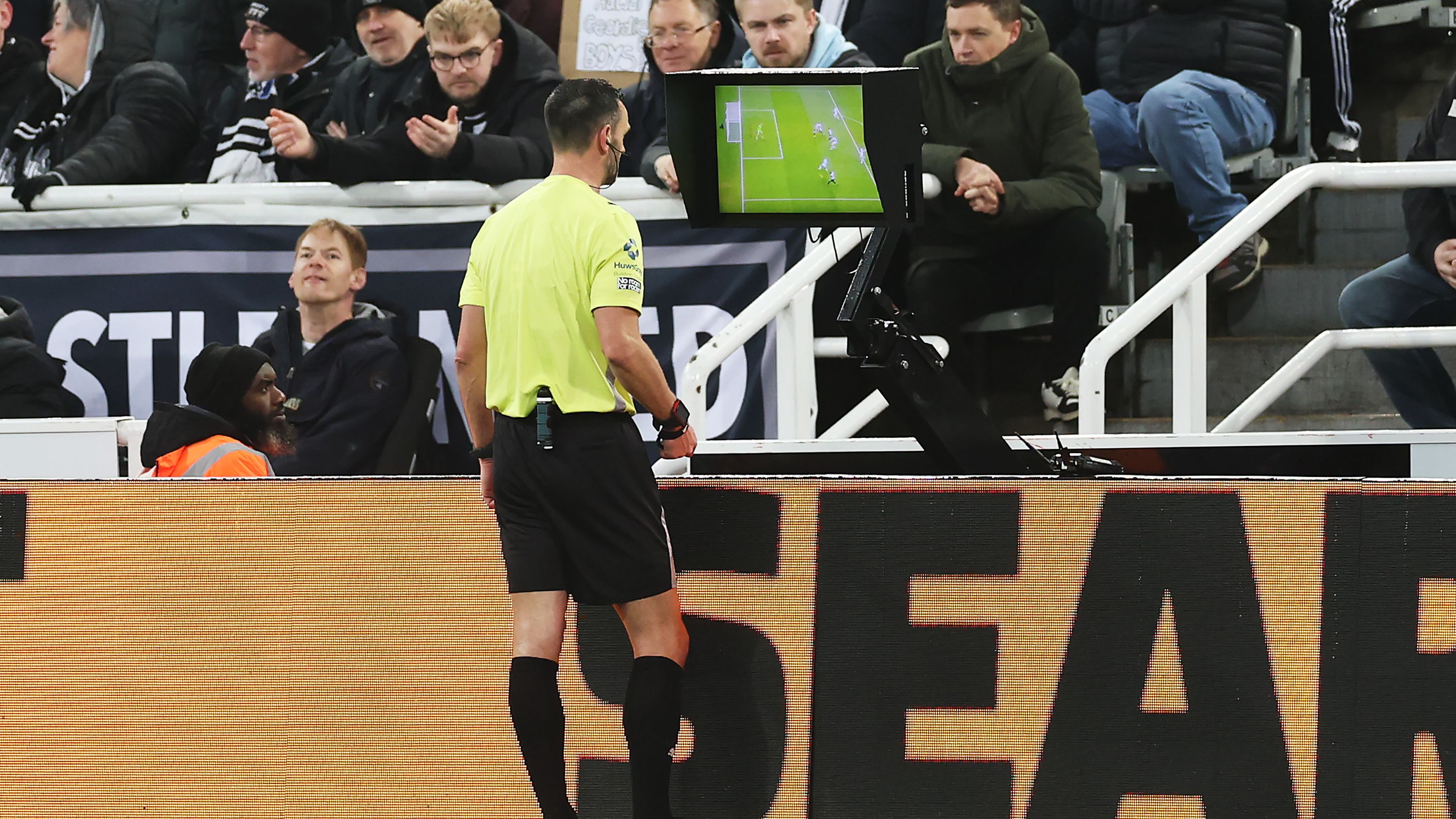 Newcastle United v Brentford - Premier League