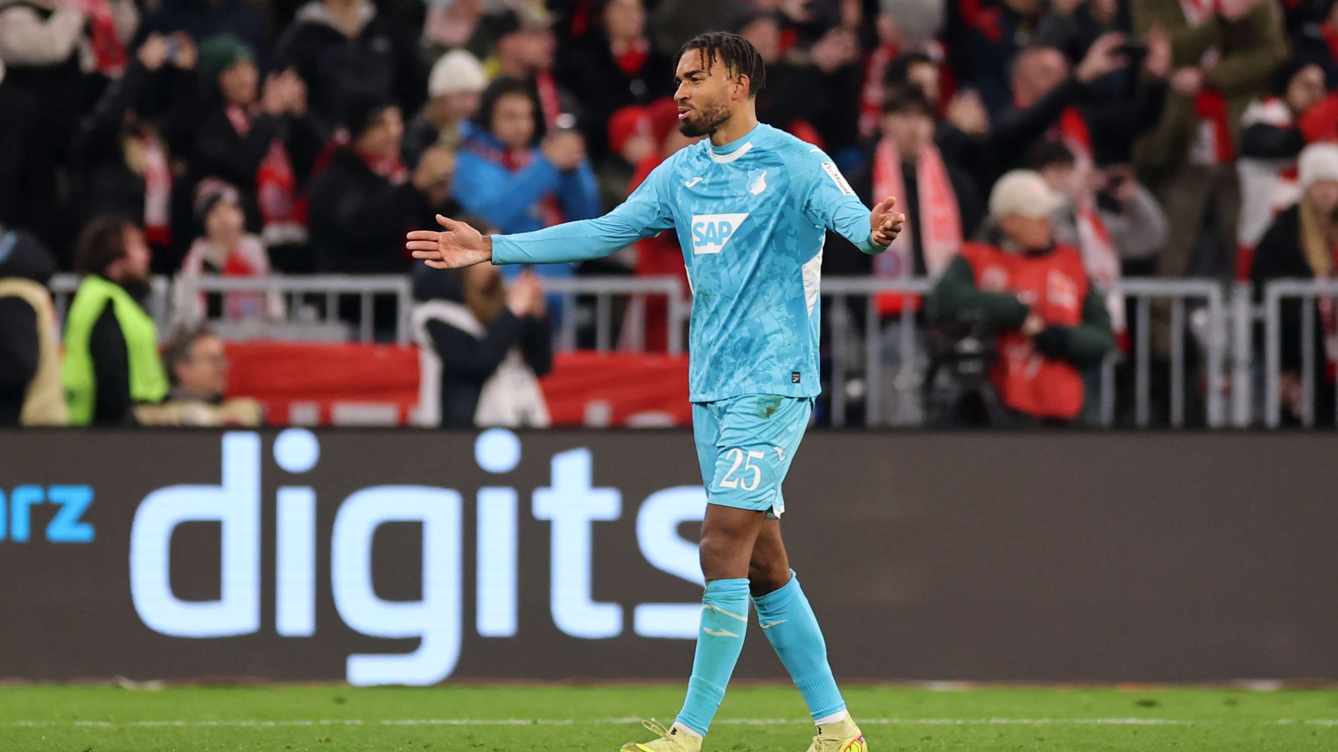 FC Bayern München v TSG Hoffenheim - Bundesliga