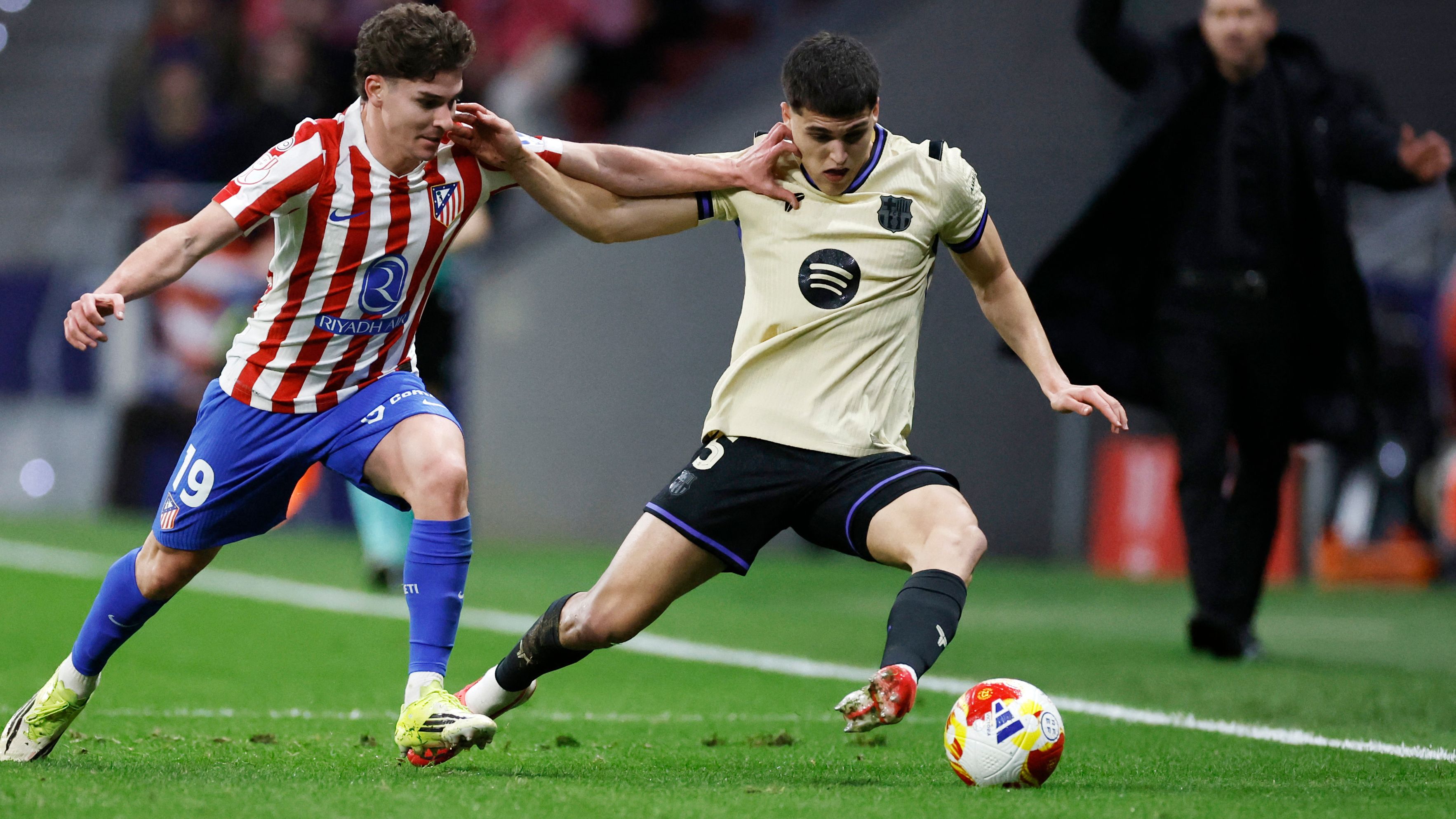 TOPSHOT-FBL-ESP-CUP-ATLETICO MADRID-BARCELONA