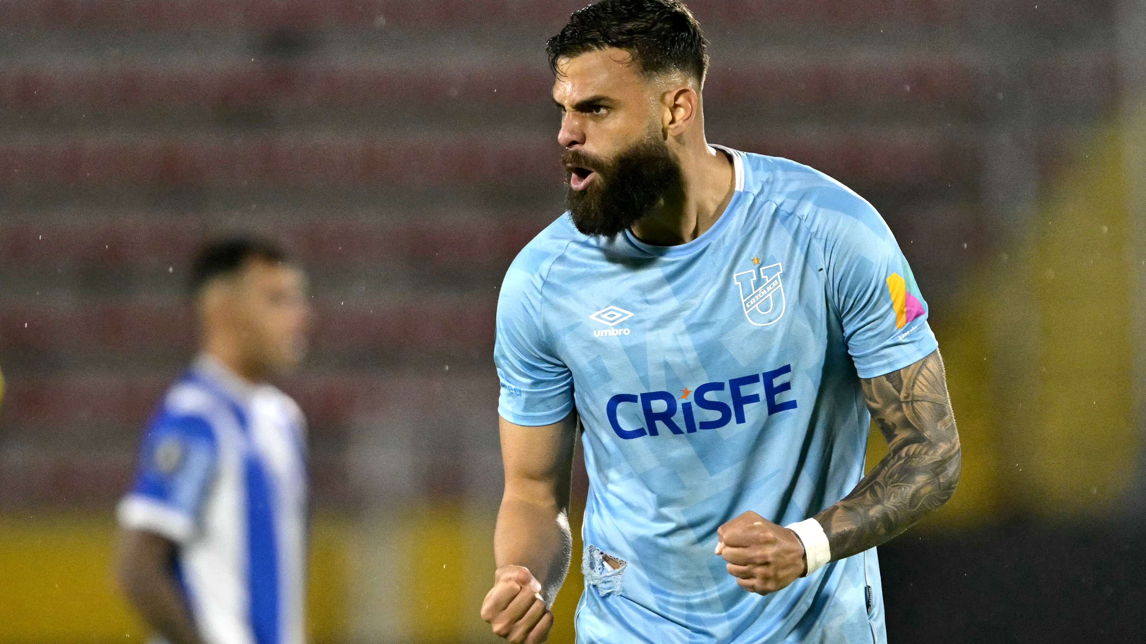 FBL-LIBERTADORES-CATOLICAECU-JUVENTUD